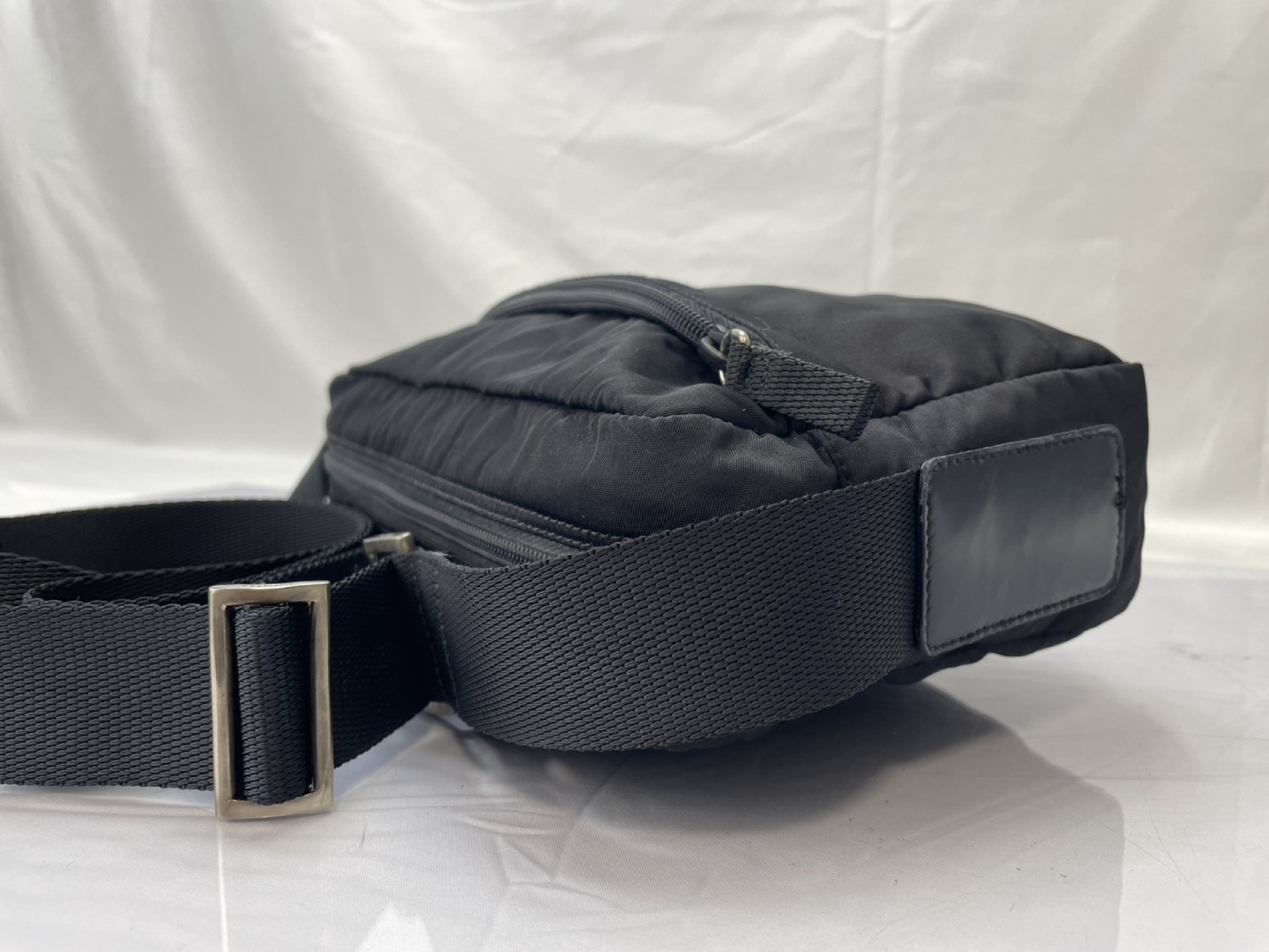 Crossbody Camera Shoulder Bag — view 8