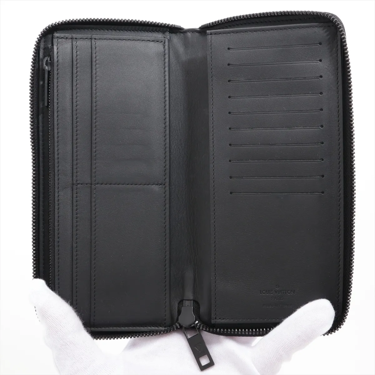 LV Aerogram Zippy Wallet Vertical M81743 Noir Round Zip Wallet (RFID detected) — view 3