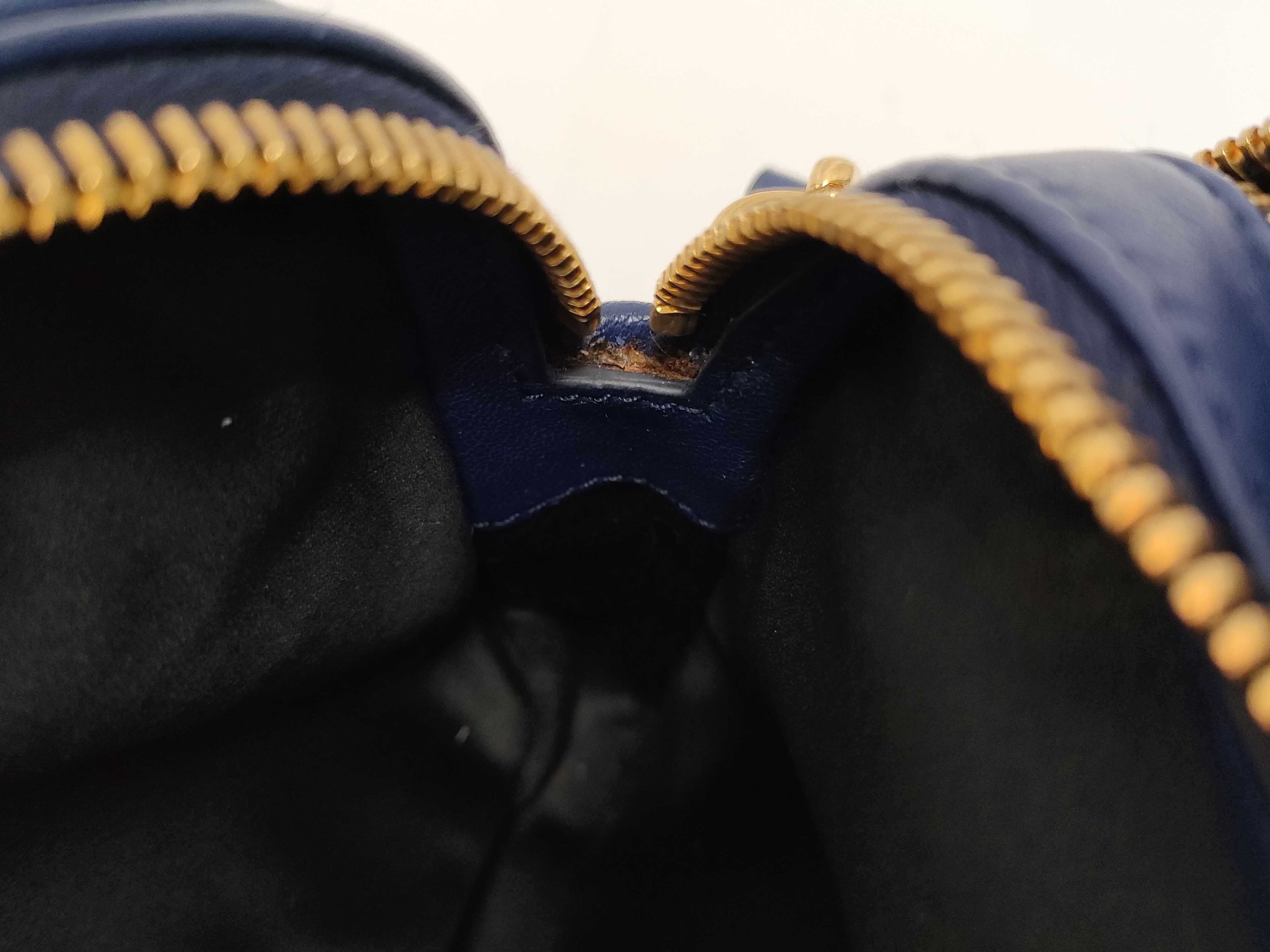 Matelassé Navy Shoulder Bag — view 11