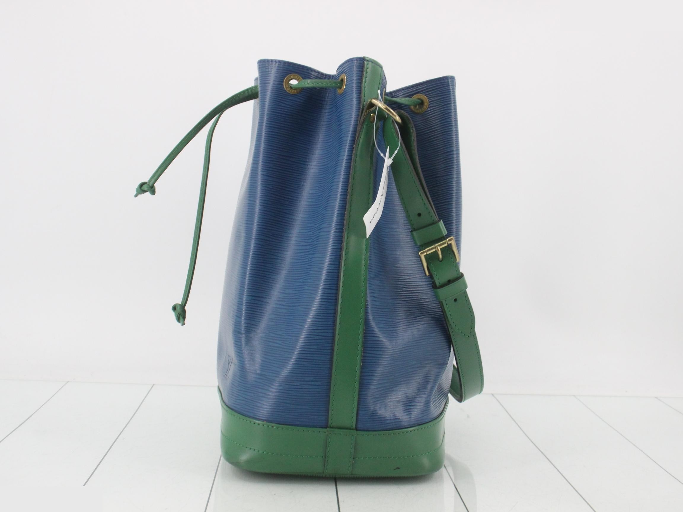 Noe Toledo Blue Borneo Green — view 3