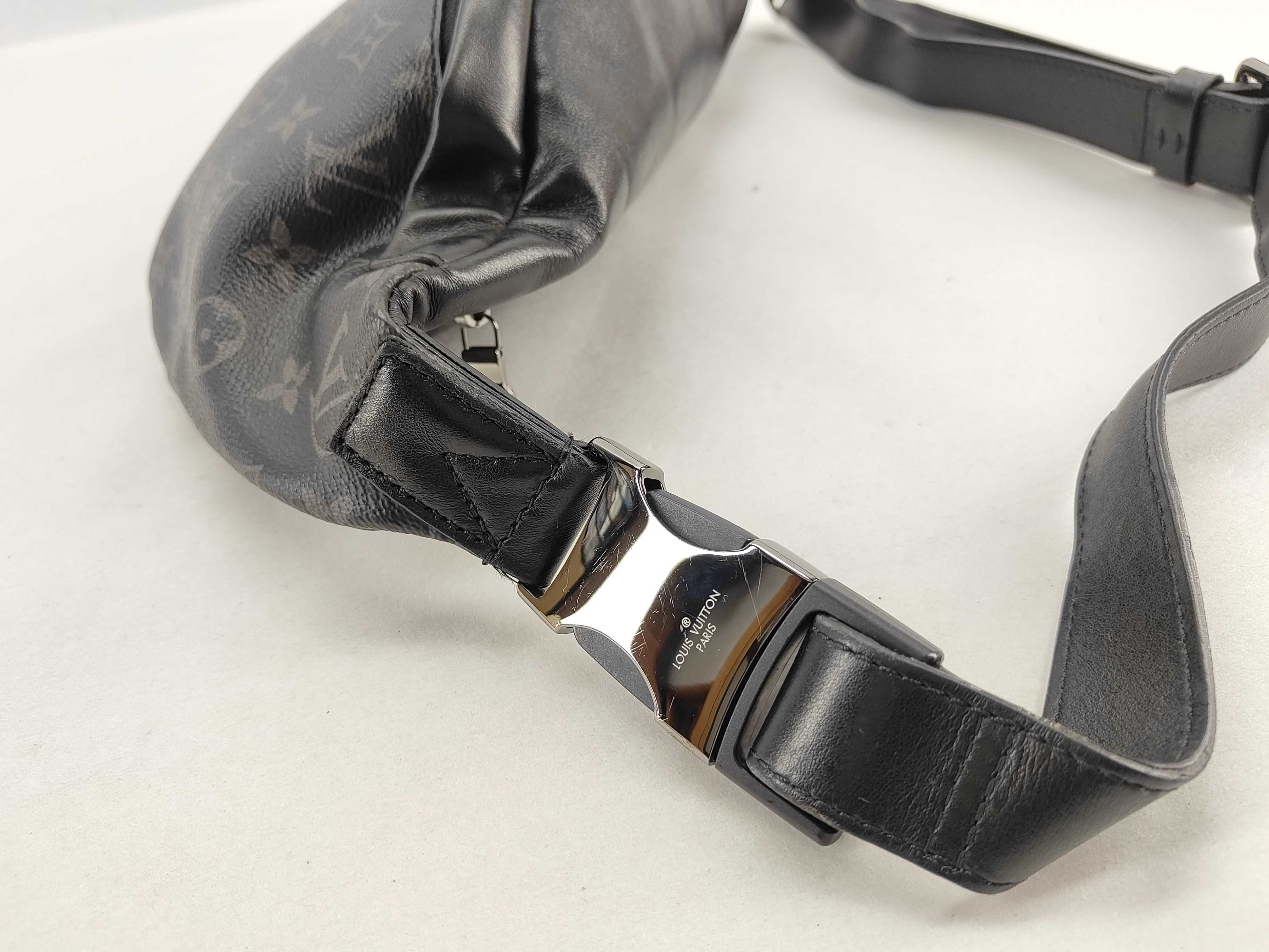 SG- Monogram Eclipse Discovery Bum Bag M44336 M10169 Black There Waist Bag — view 5