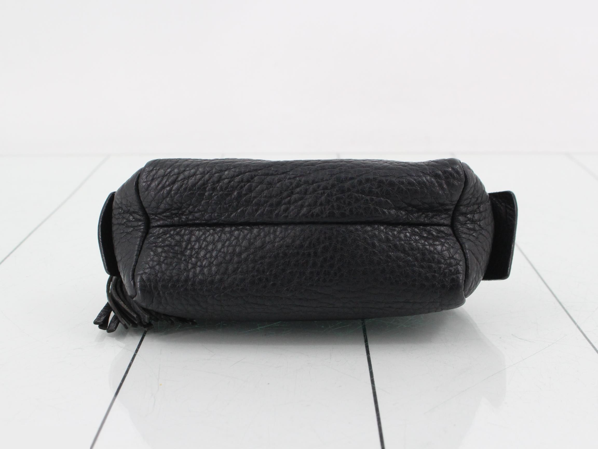 pouch — view 3