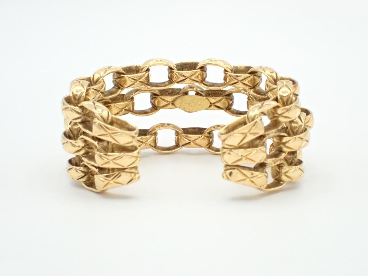 90's Vintage Matelassé Chain Bangle — view 2
