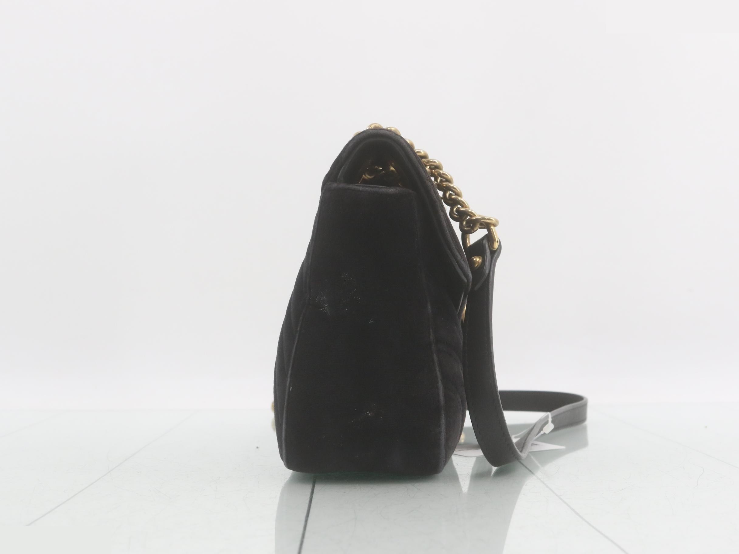 GG Marmont Velour Black Quilted Chain Shoulder Bag — view 4