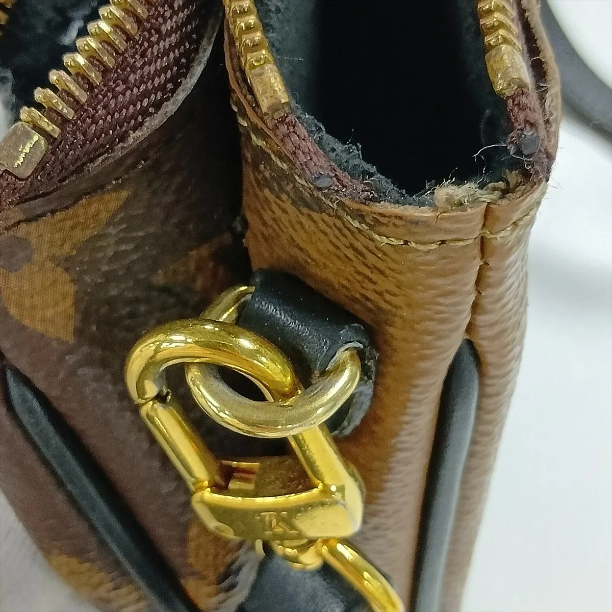 Giant Monogram Reverse Pochette Double Zip M69203 MI4420 Brown (RFID detected) — view 15