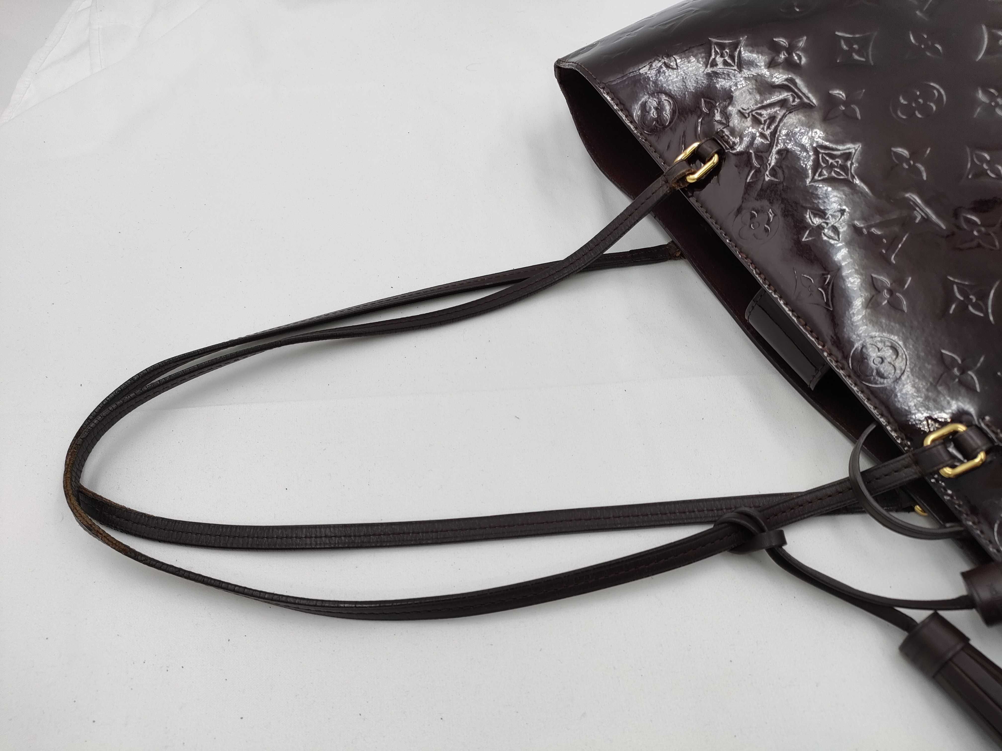 Vernis M90475 Long Beach MM Amarante Tote Bag — view 5