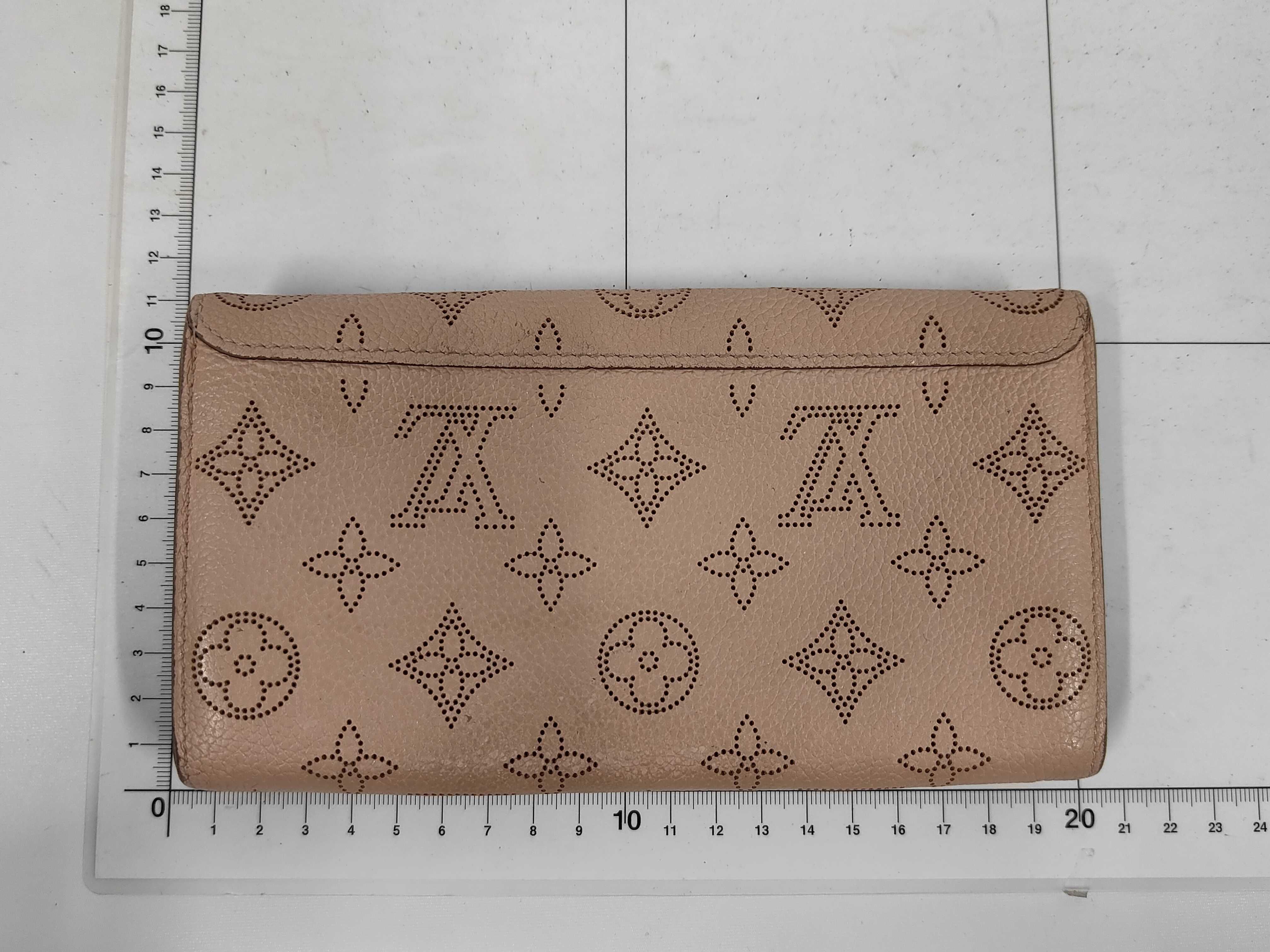Mahina / Portefeuille Iris / M60145 / Serial number unknown / Long wallet / Leather wallet — view 2