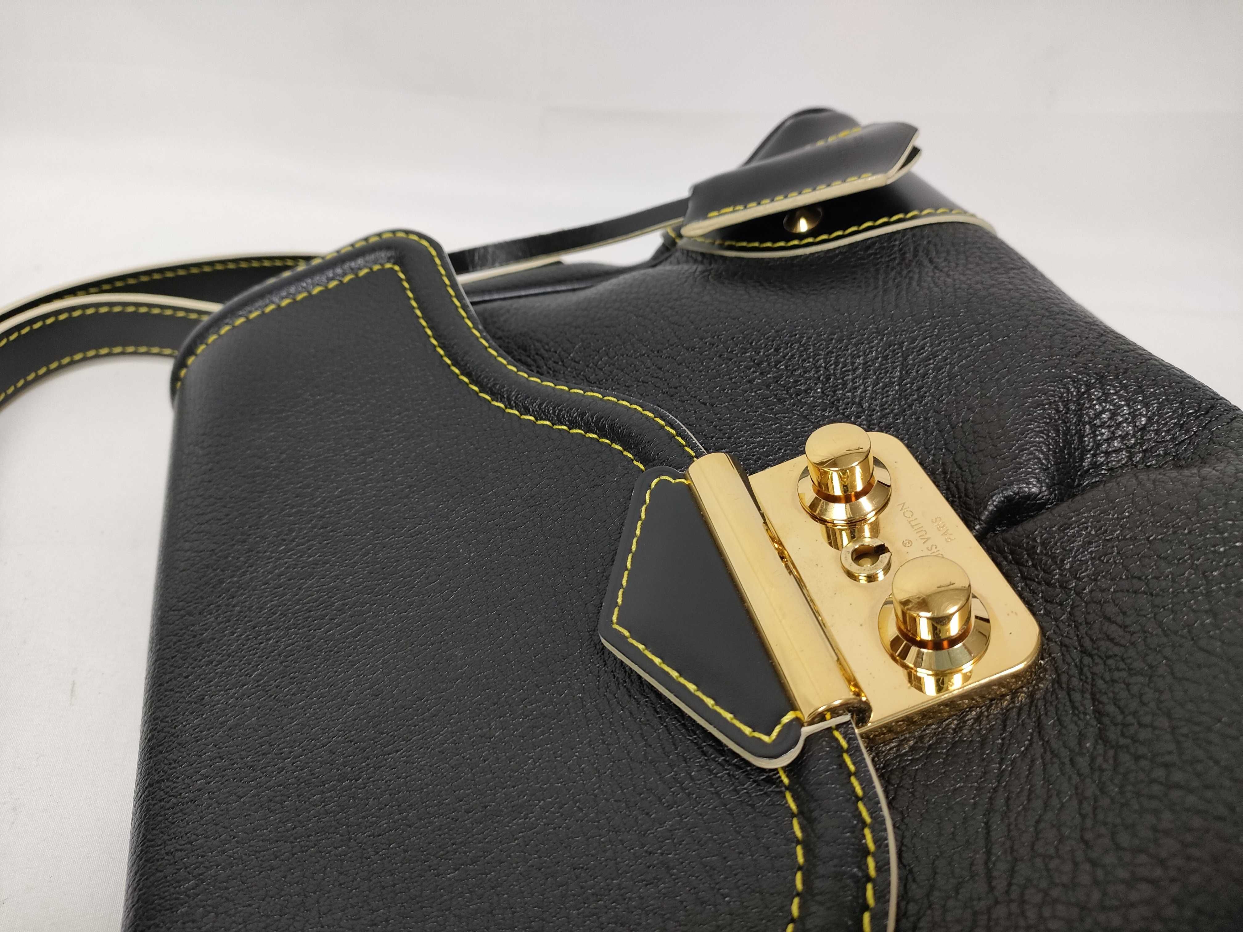 Suhali L'Absolu M95847 One-Shoulder Bag — view 10