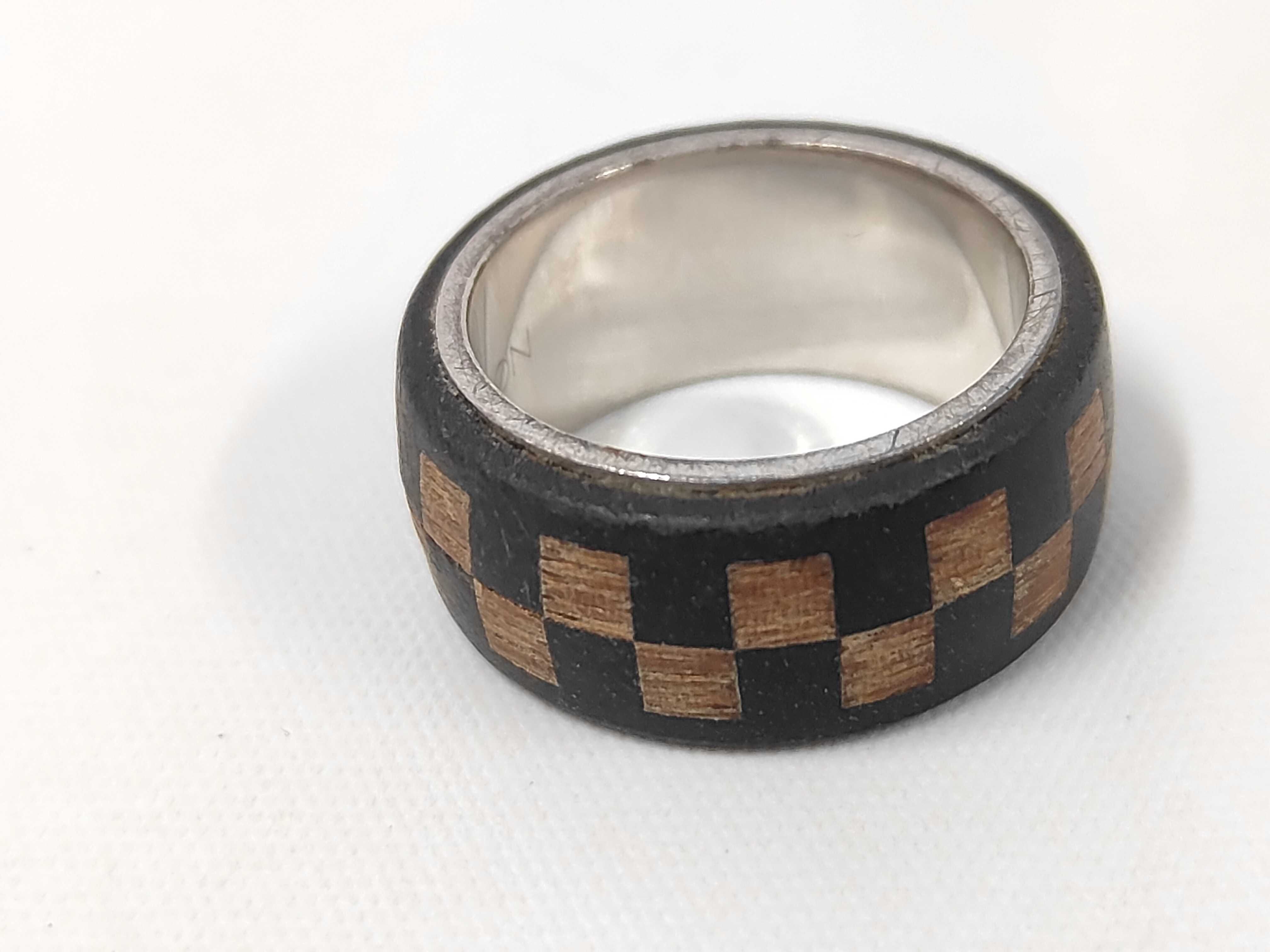 LOUIS VUITTON) Damier / Damier / Ring / Wood Ring — view 7