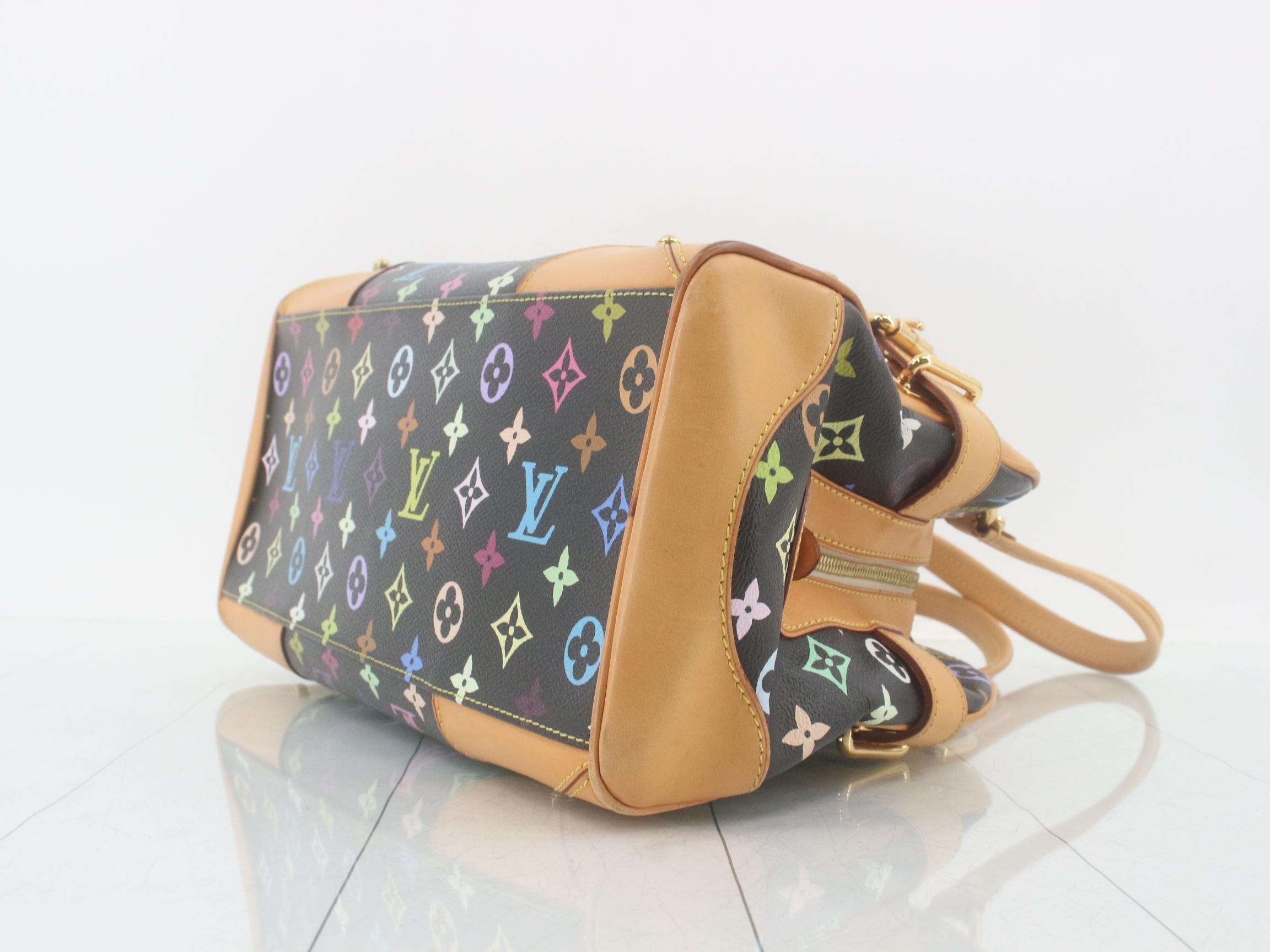 Claudia Noir — view 6