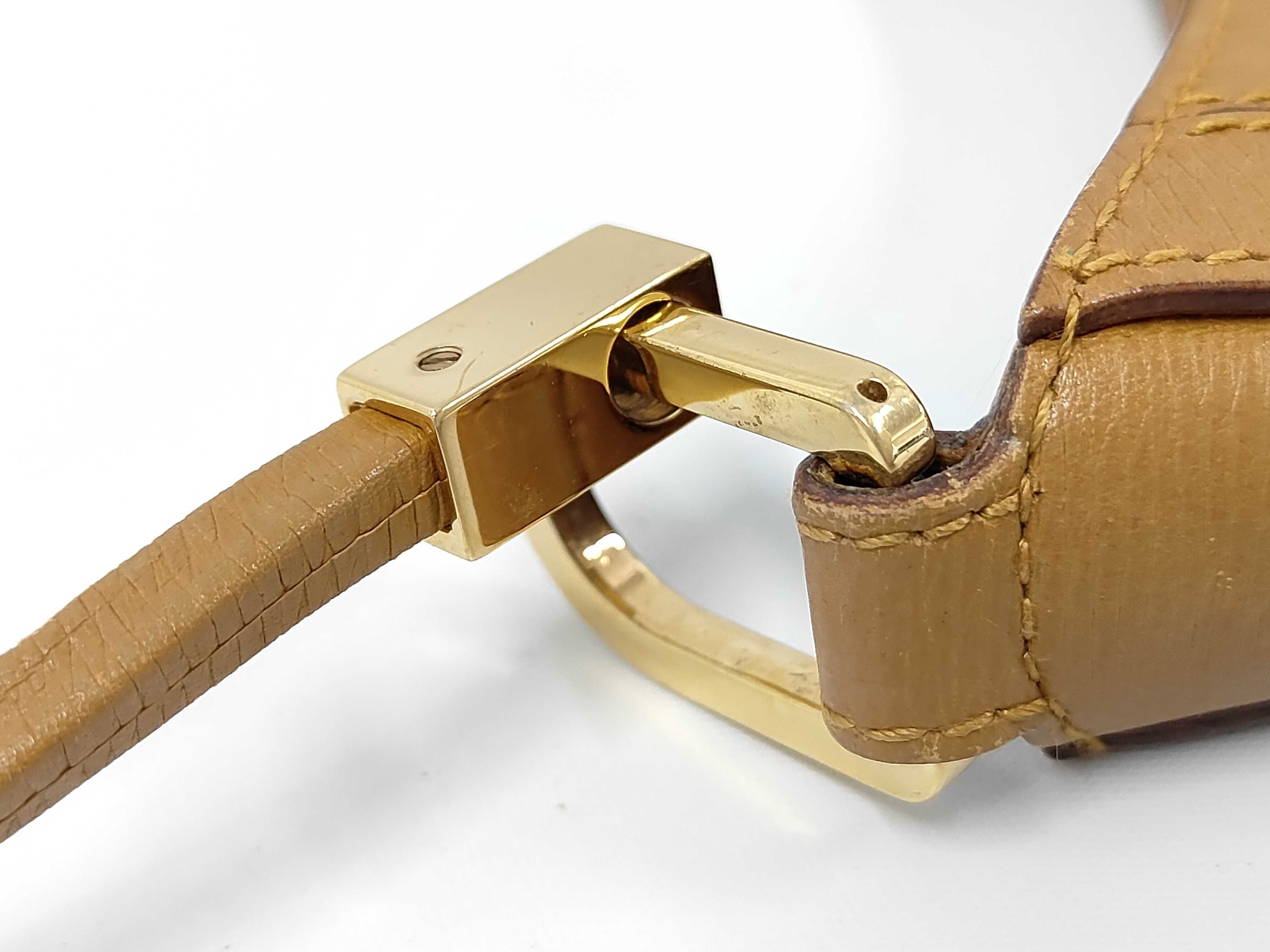 Leather G Hardware One Shoulder Bag — view 6