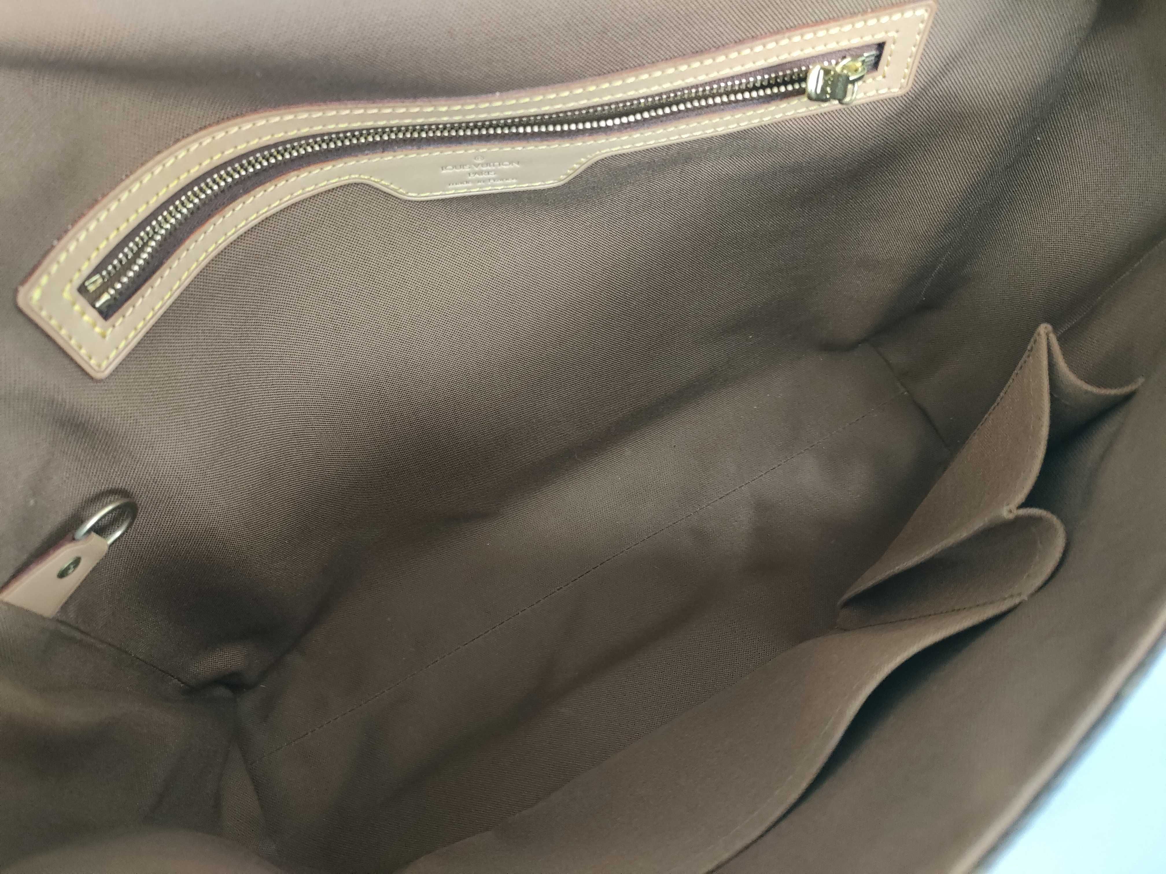 Monogram LV Abbesses M45257 Shoulder Bag — view 9