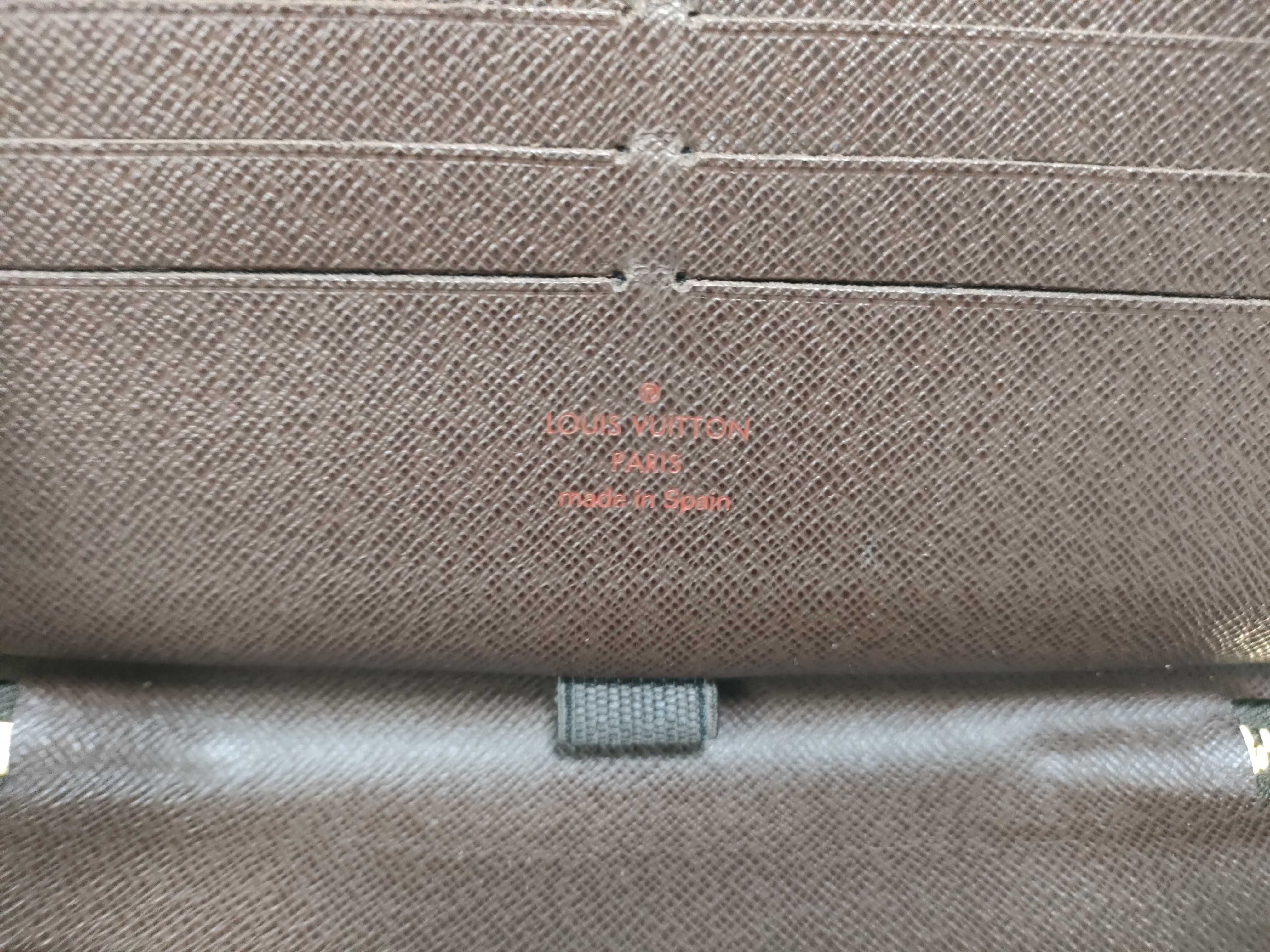 Damier Louis Vuitton Wallet — view 10