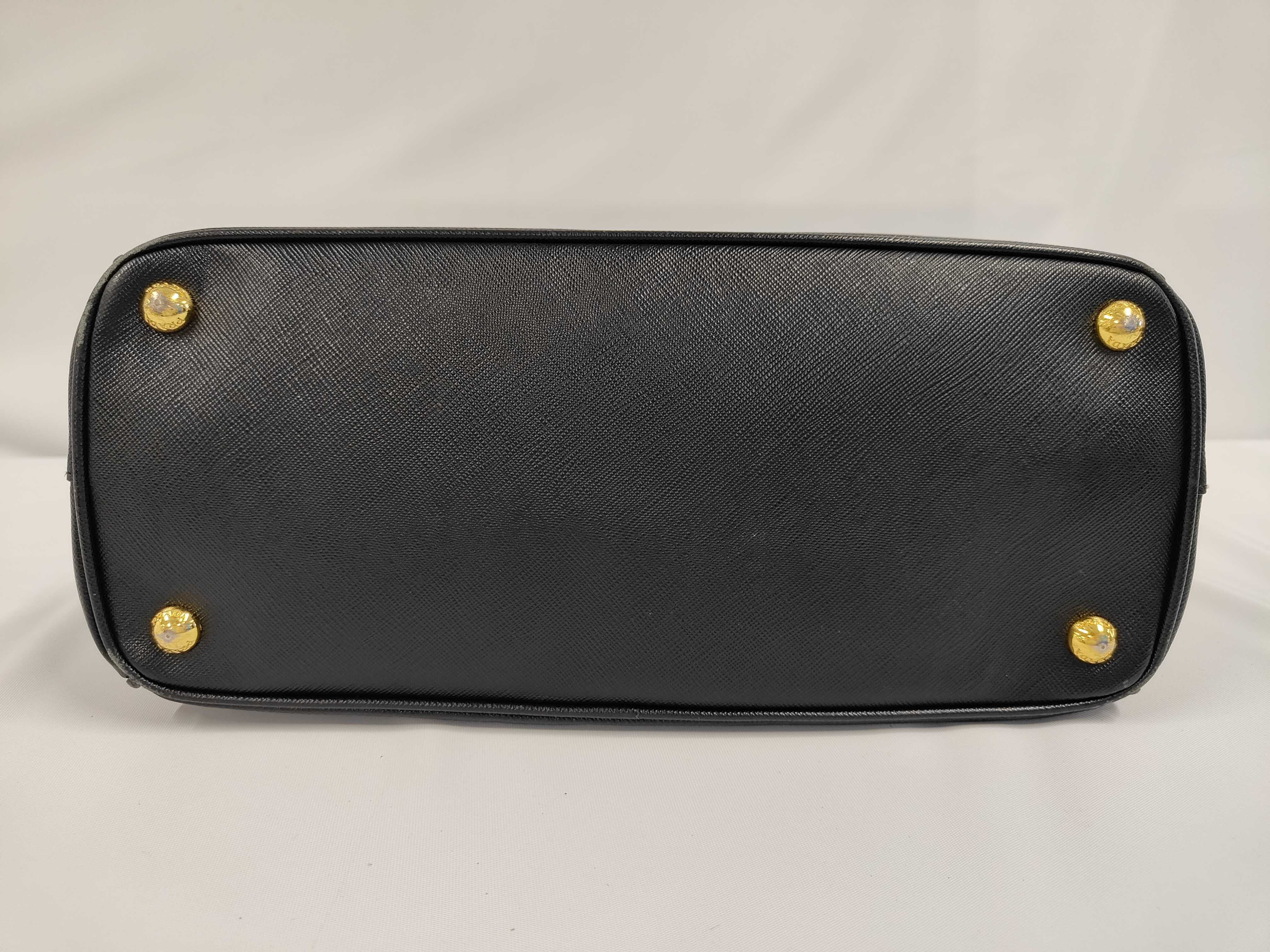 Saffiano Galleria Medium Handbag — view 3