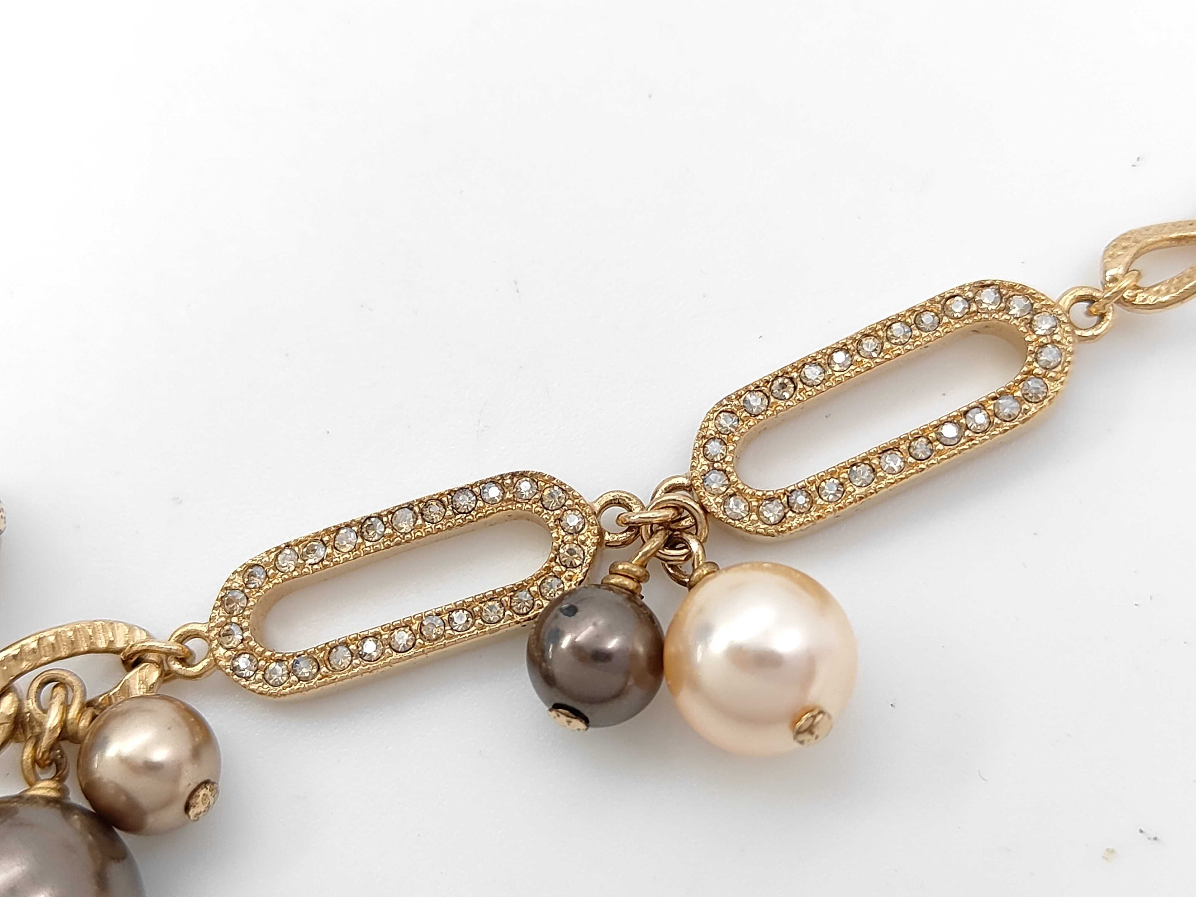 Rhinestone Costume Pearl Gold Necklace — view 3