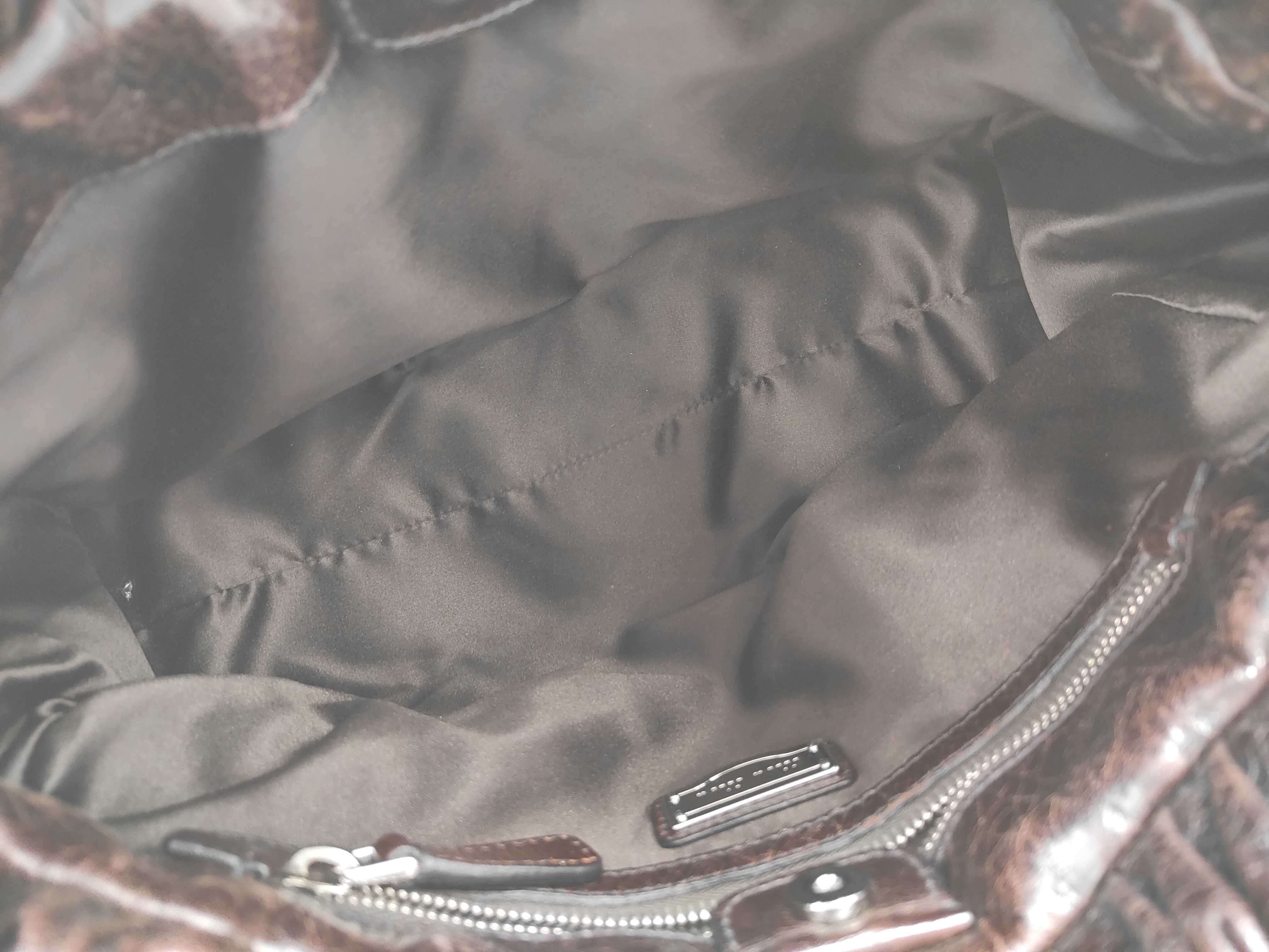 Vitello Luxe Dark Brown Handbag — view 7