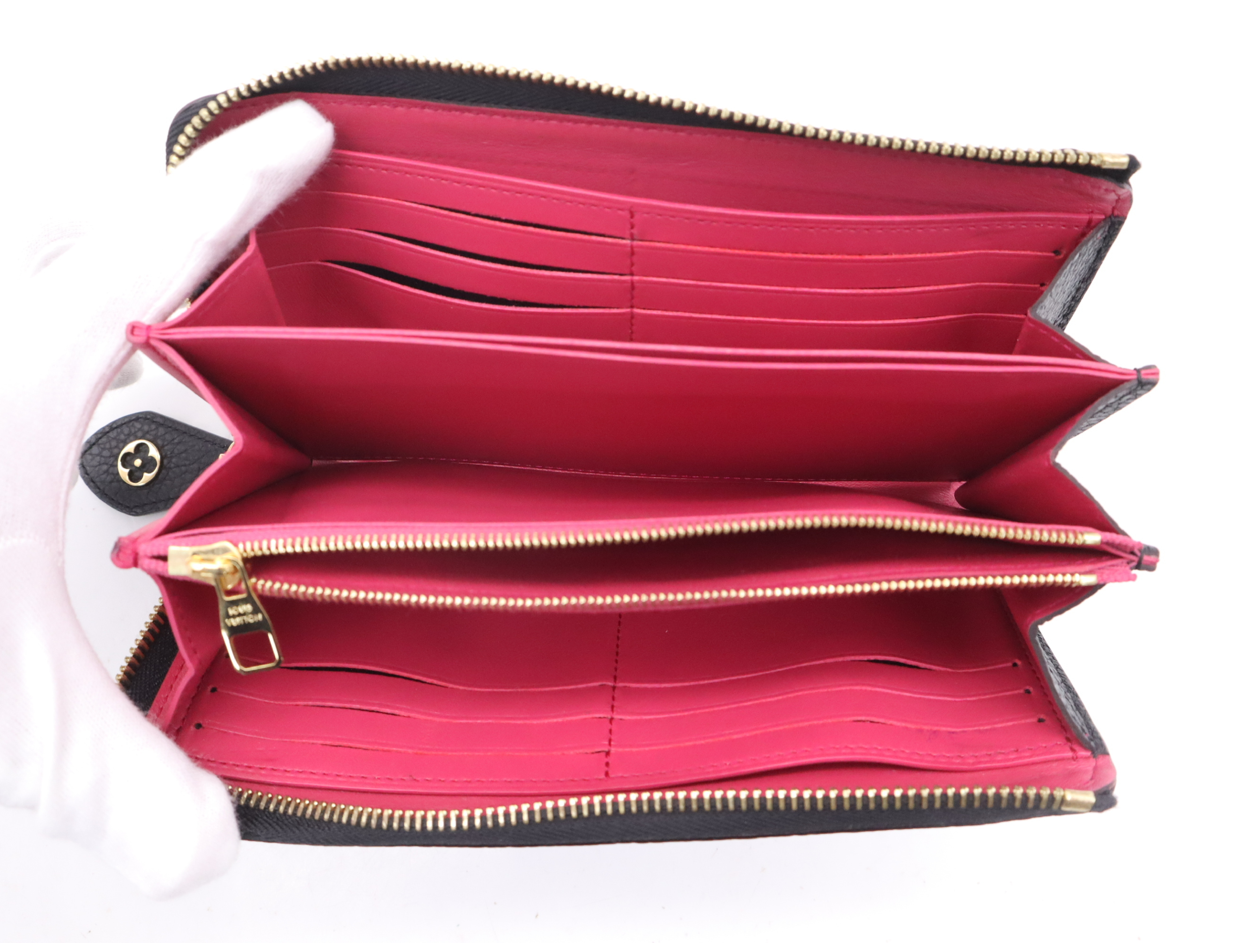 M63102 Taurillon Leather Portefeuille Comet Noir Wallet with Box and Dust Bag — view 7