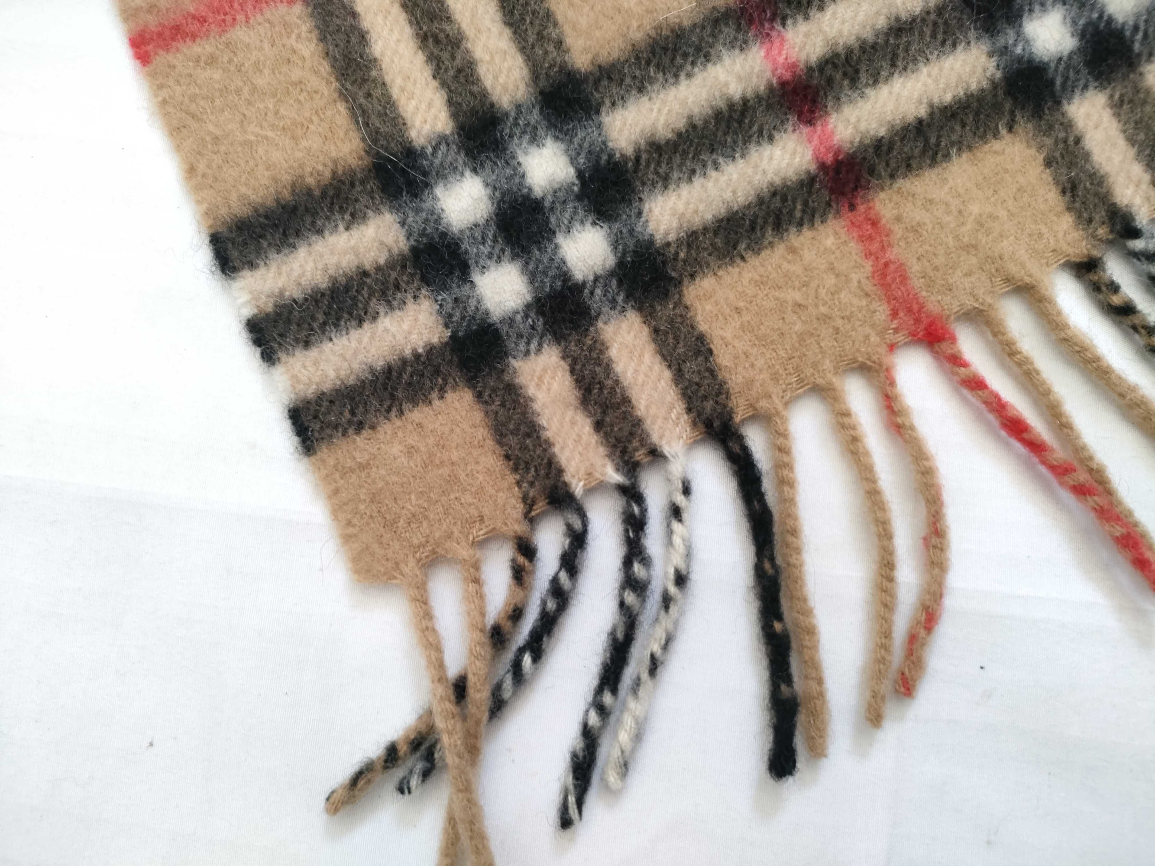 100% Cashmere Scarf, Nova Check Pattern, and other accessories. — view 3