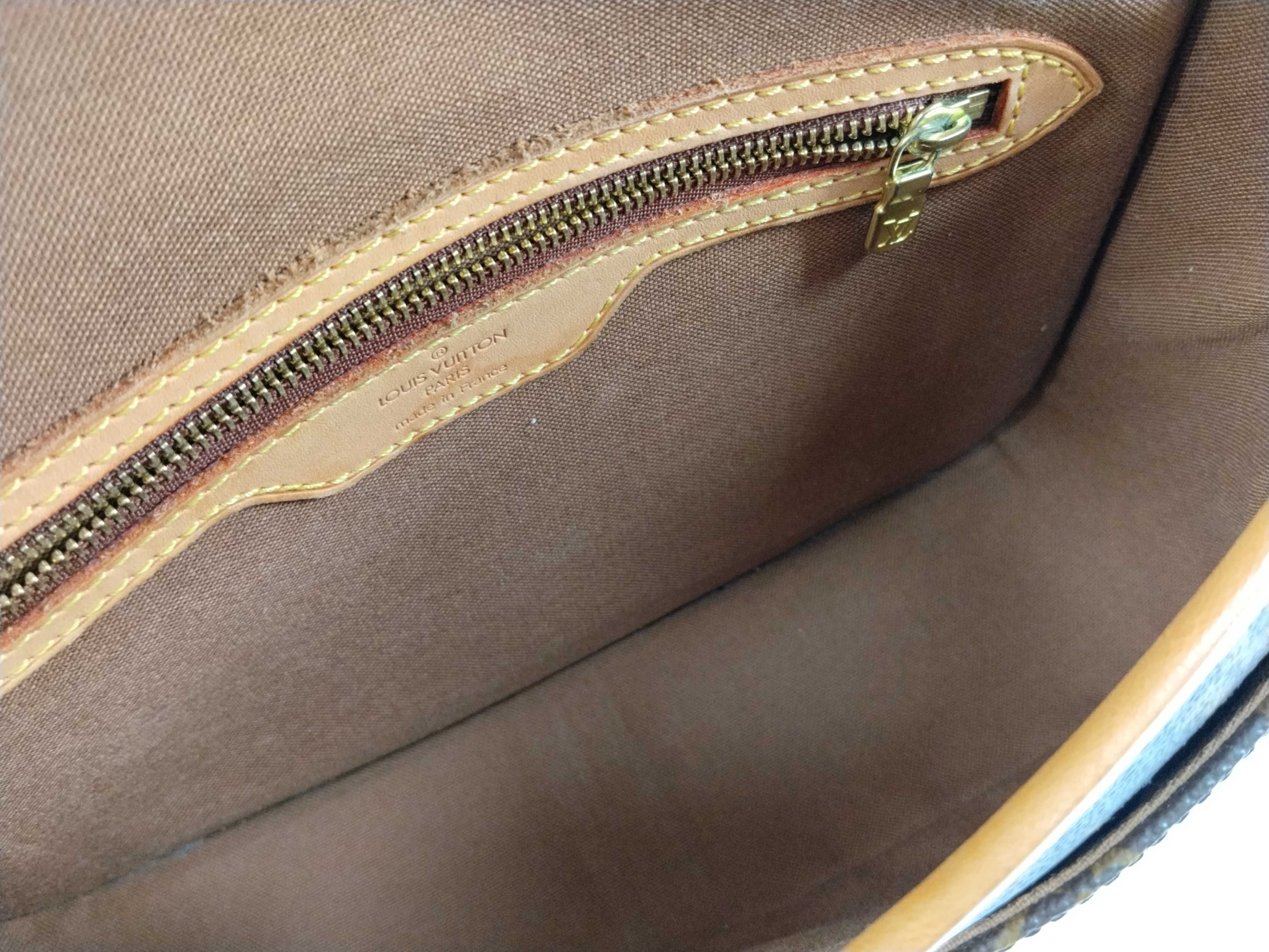 Monogram Sologne M42250 TH0076 Shoulder Bag — view 10