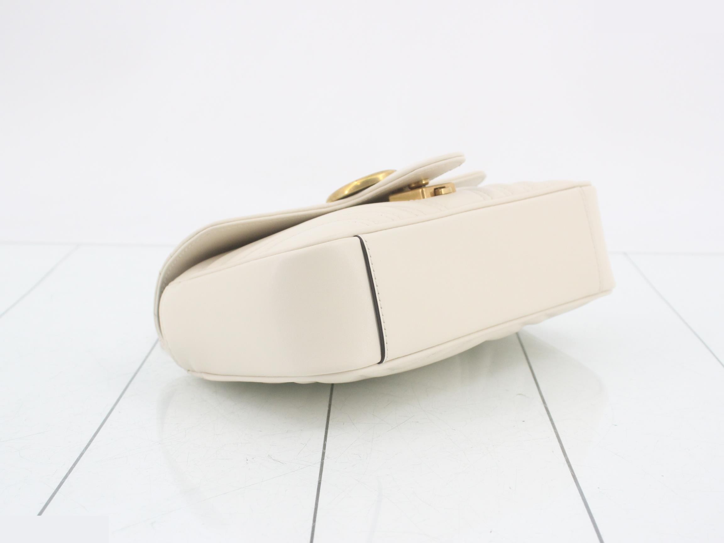 GG Marmont Small Shoulder Bag — view 5