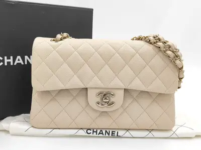 BAG CLASSIC FLAP CAVIAR SKIN WFLAP SMALL 23CM MICROCHIP Shoulder Bag