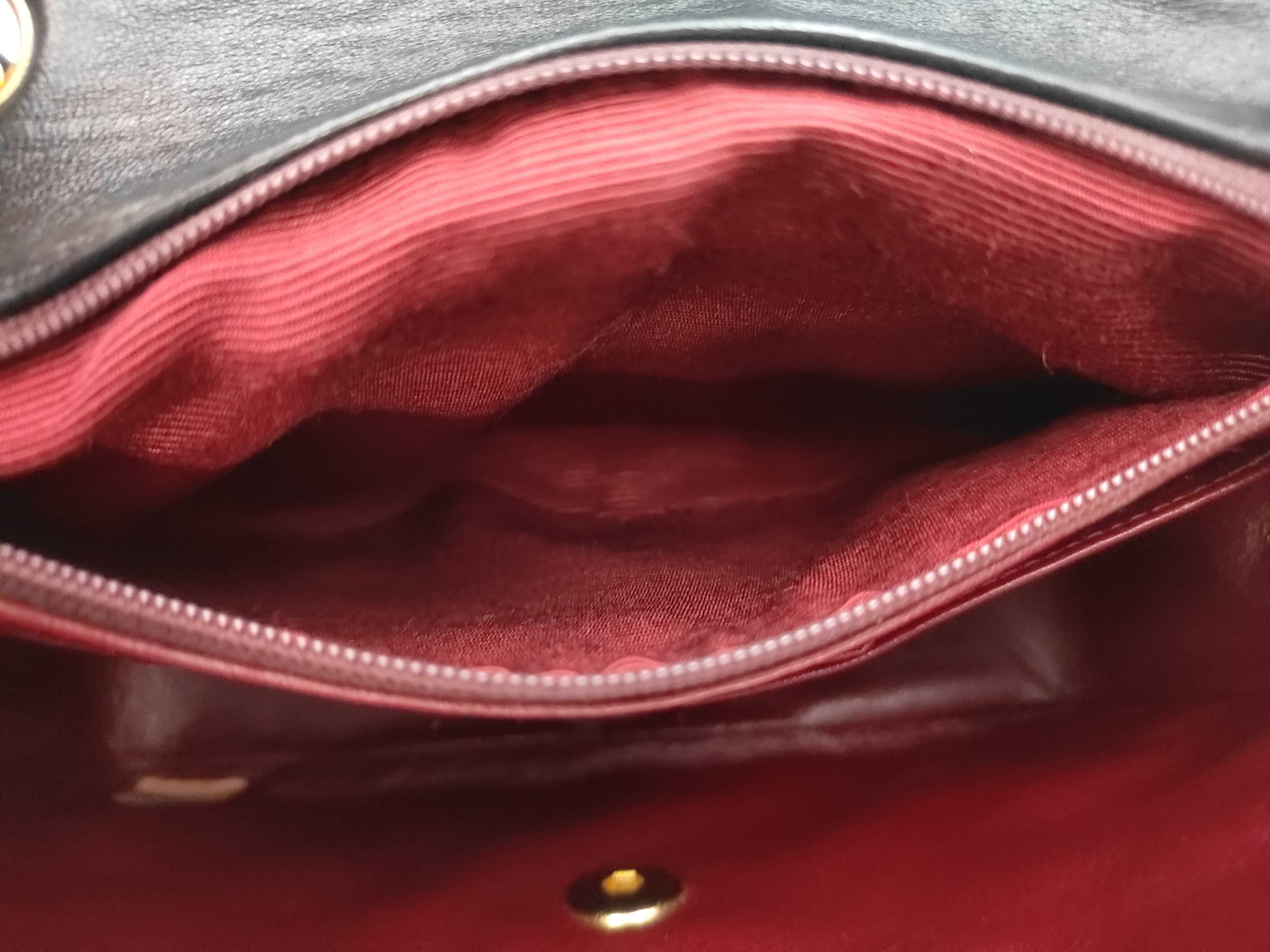 Matelassé 20 Lambskin Shoulder Bag — view 9