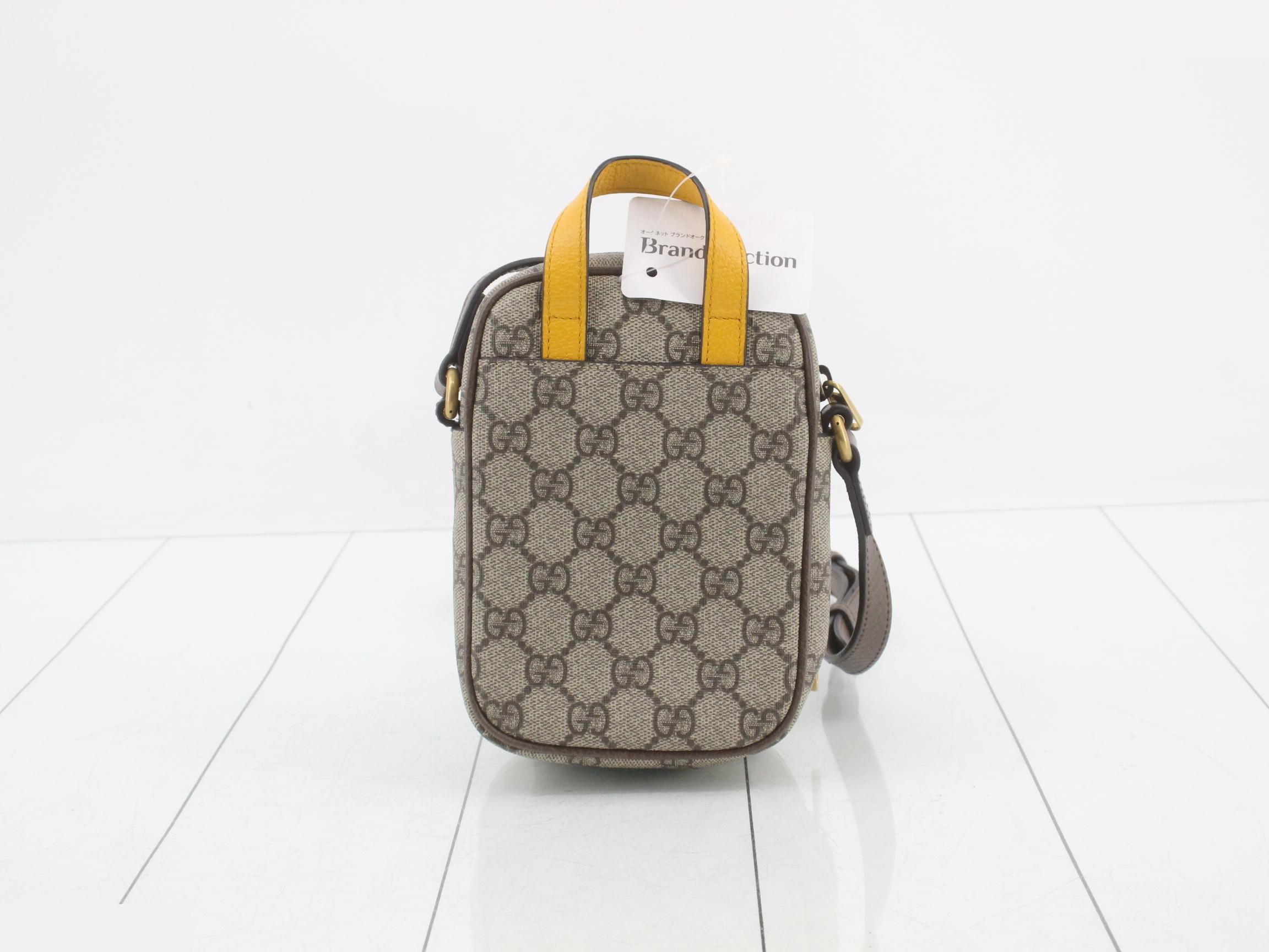 GG Supreme Tiger Head Shoulder Bag — view 2