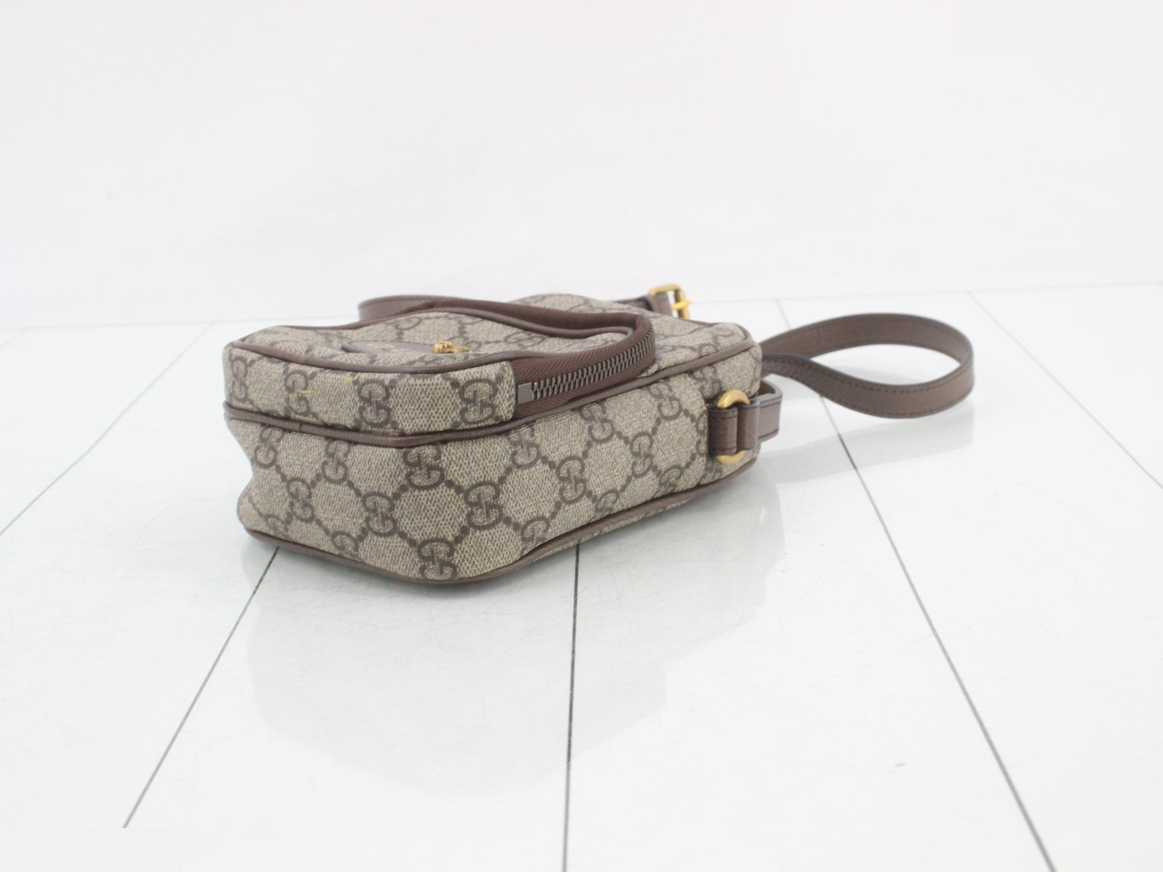 GG Supreme Tiger Head Shoulder Bag — view 6
