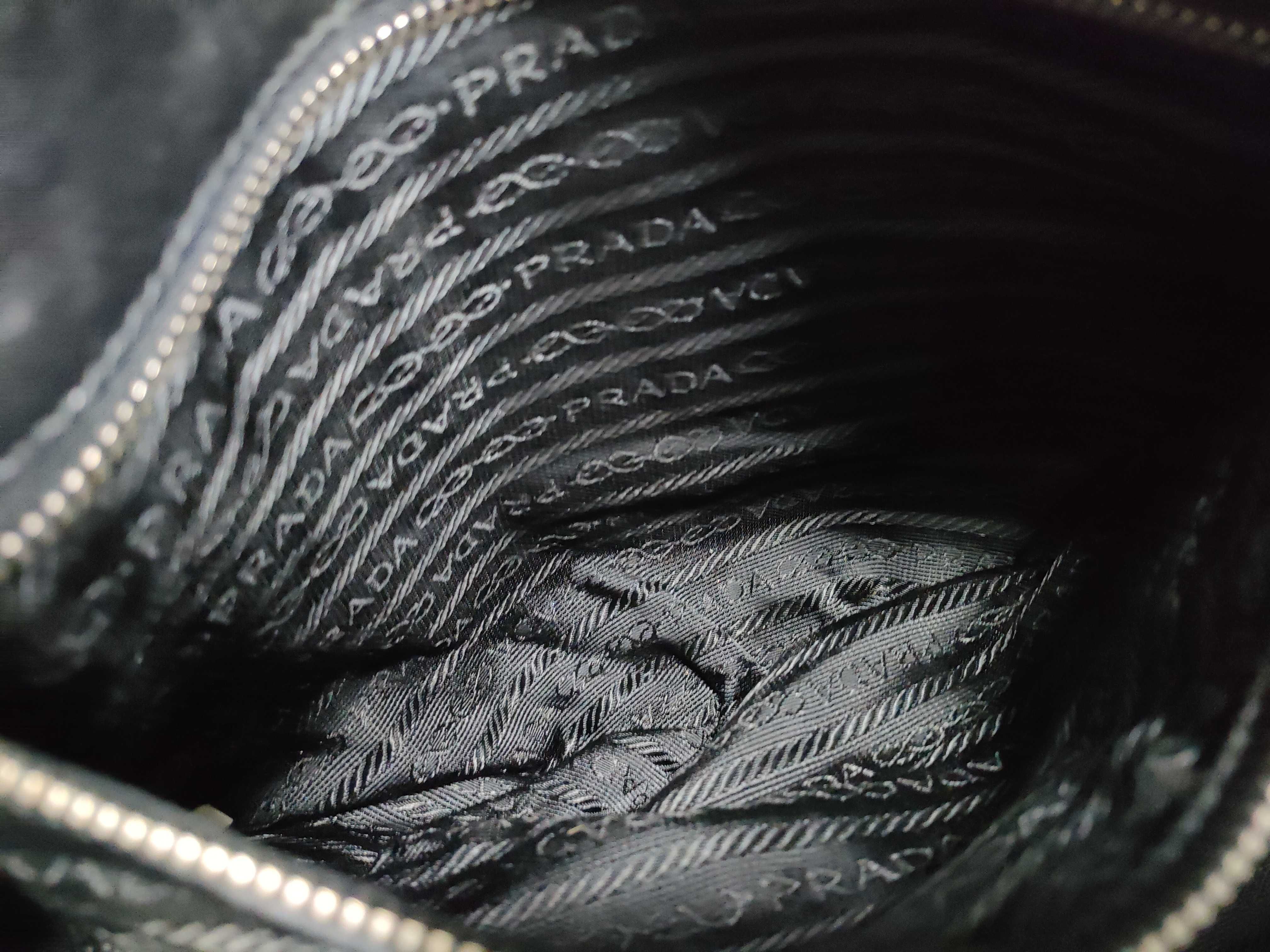 Nylon Prada Nylon Leather Lock Hardware One Shoulder Bag — view 11