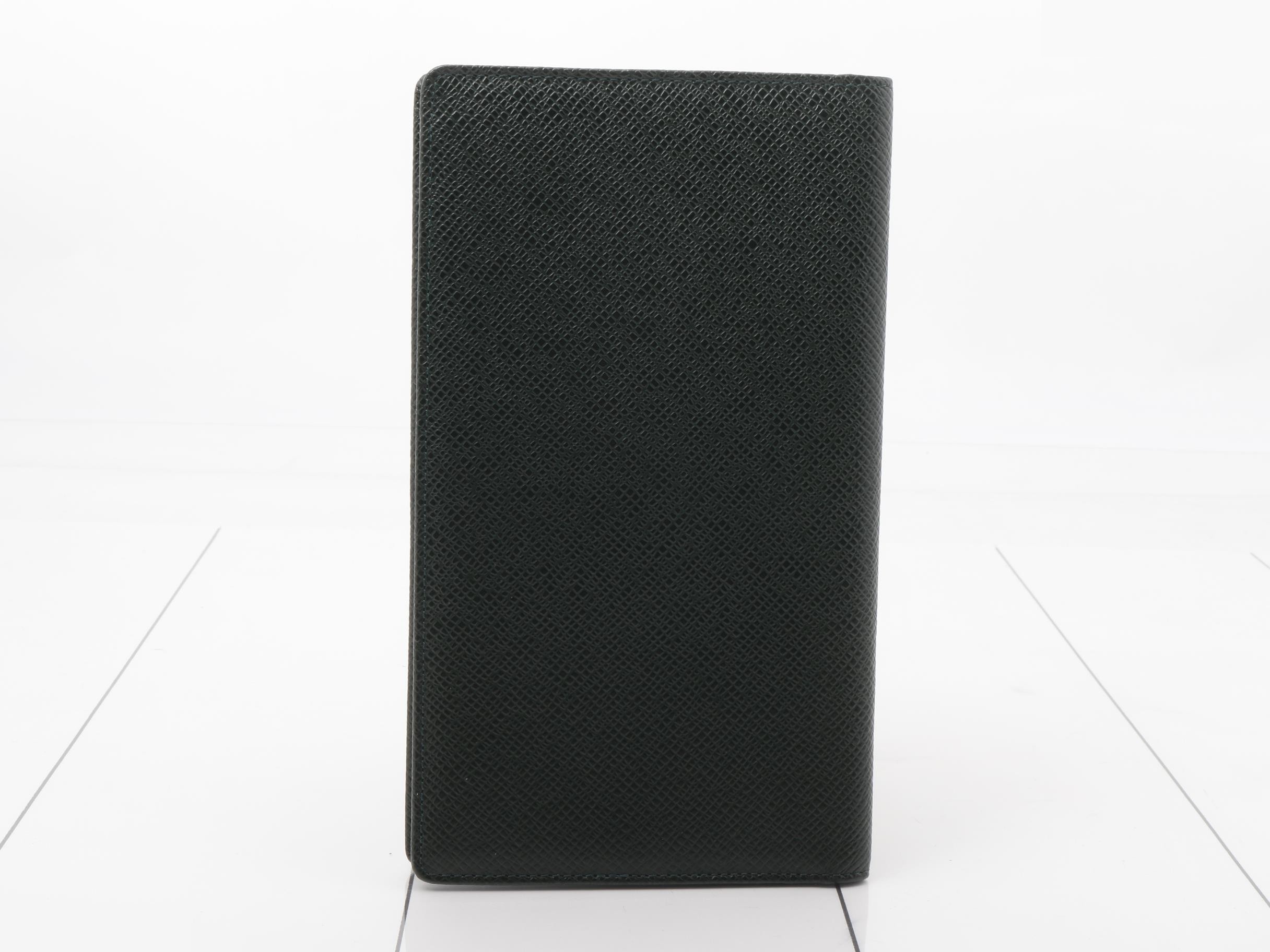 LV Taiga Billfold Bi-fold Long Wallet — view 2