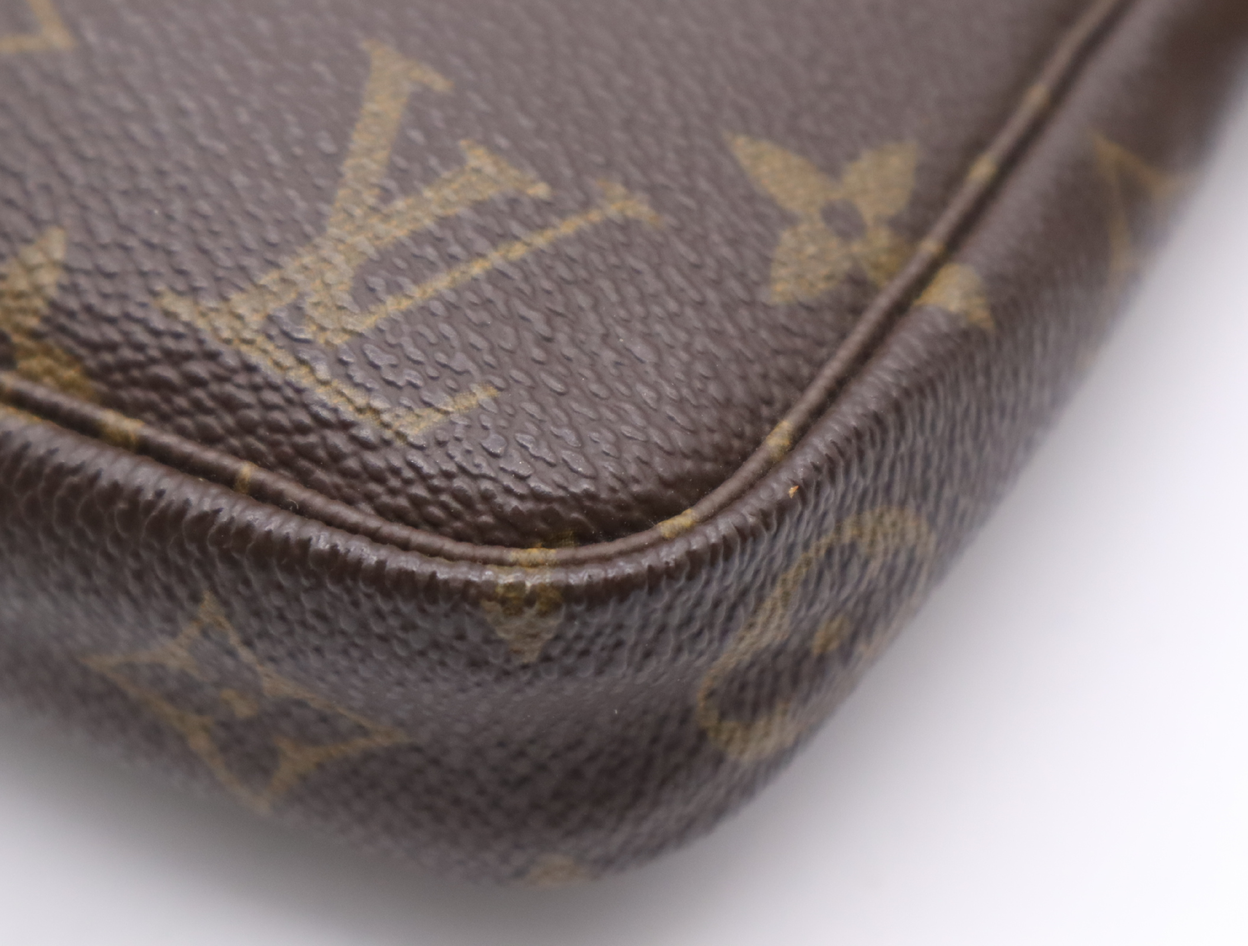 M51980 Monogram Pochette Accessoires Pouch — view 7