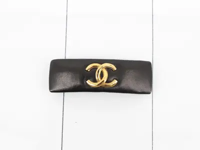 Coco Mark Leather Barrette (with comment)