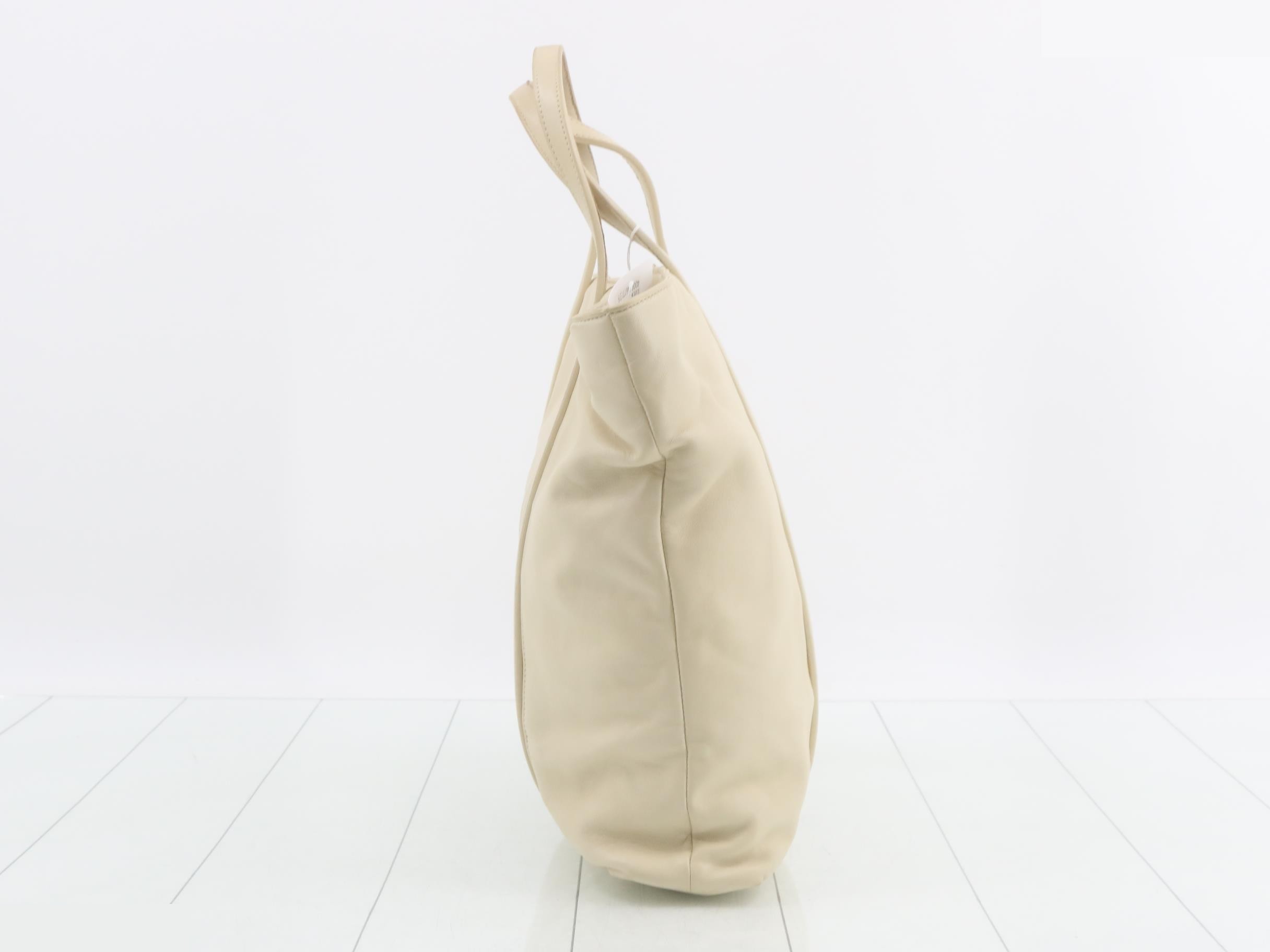 handbag — view 4