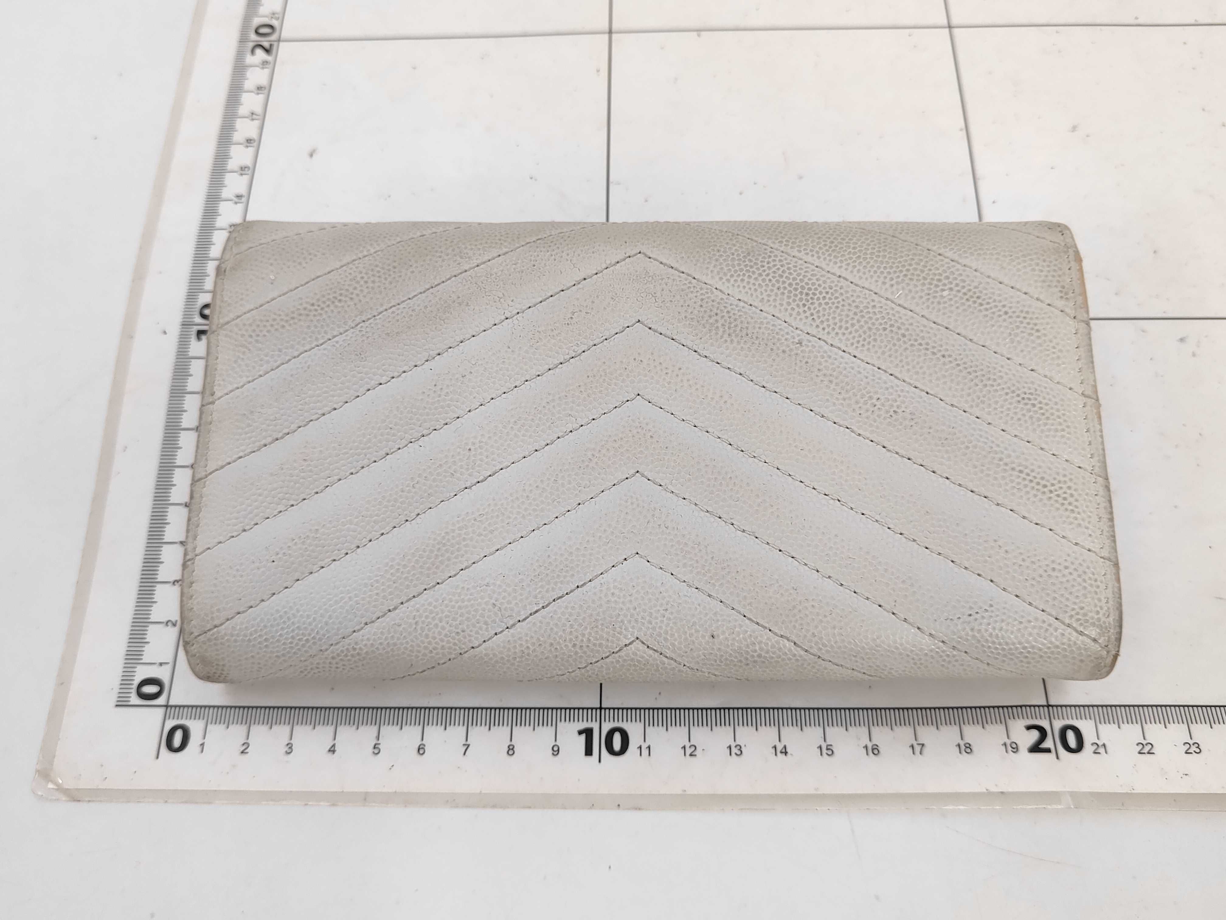 long wallet, quilted, Cassandra, beige. — view 2