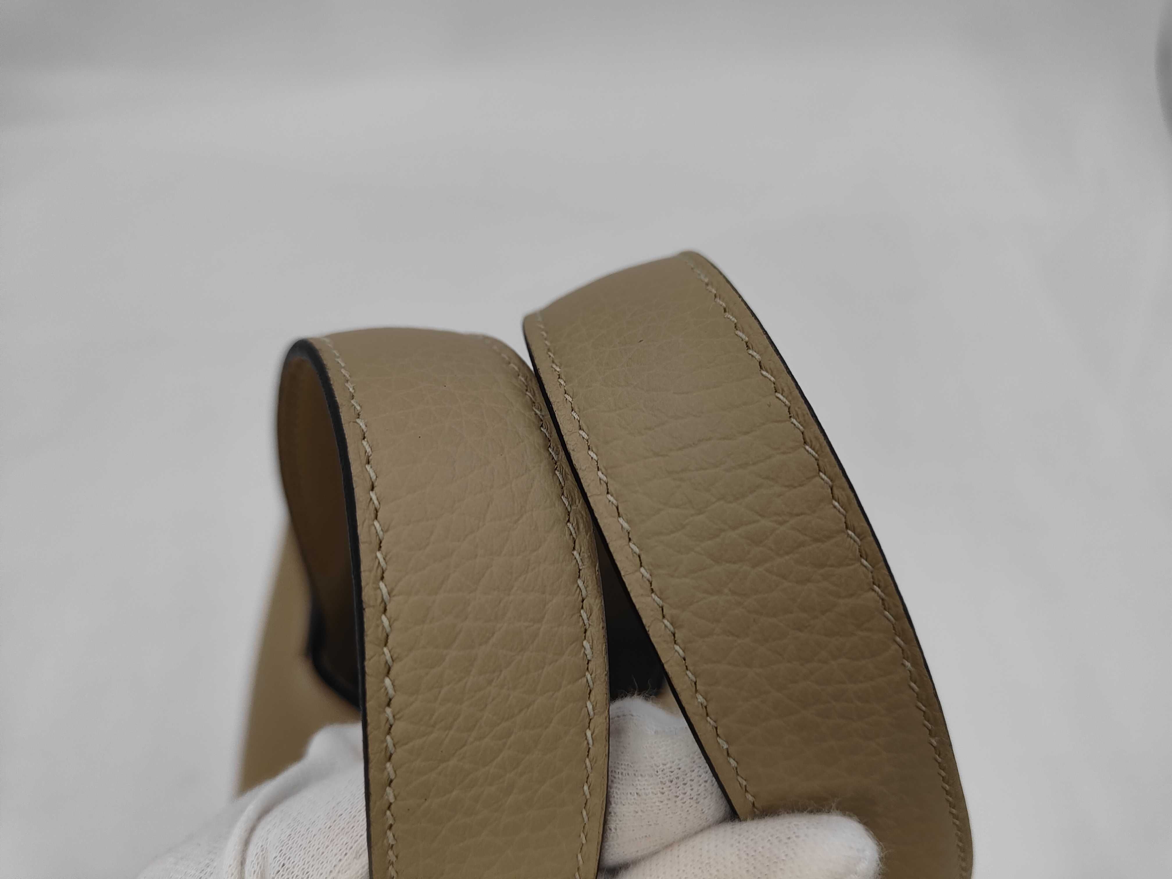 Picotin Lock 18 Trench Handbag, Taurillon Clemence Leather, Gold Hardware, K Stamp — view 5