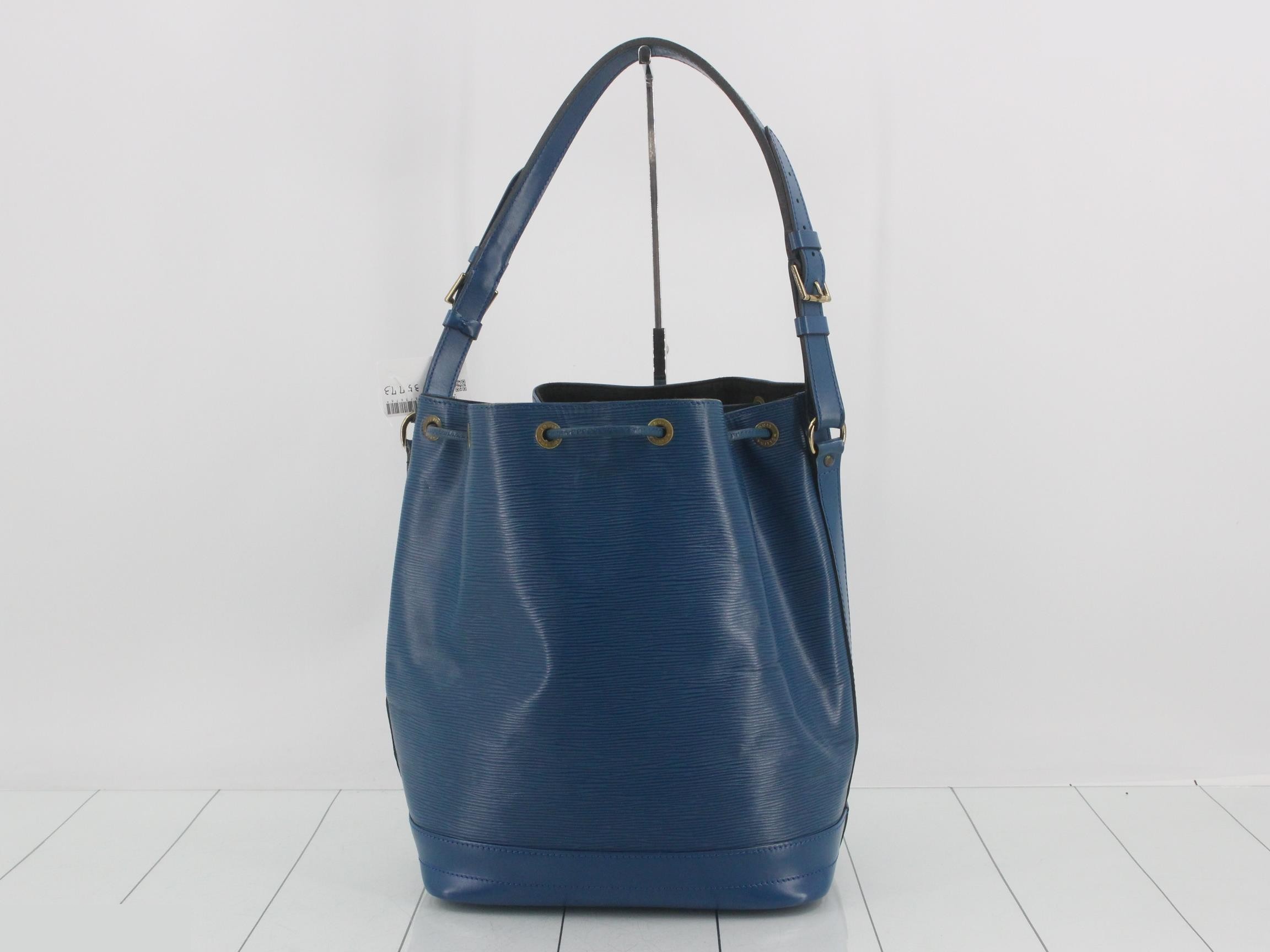 Noe Blue — view 2