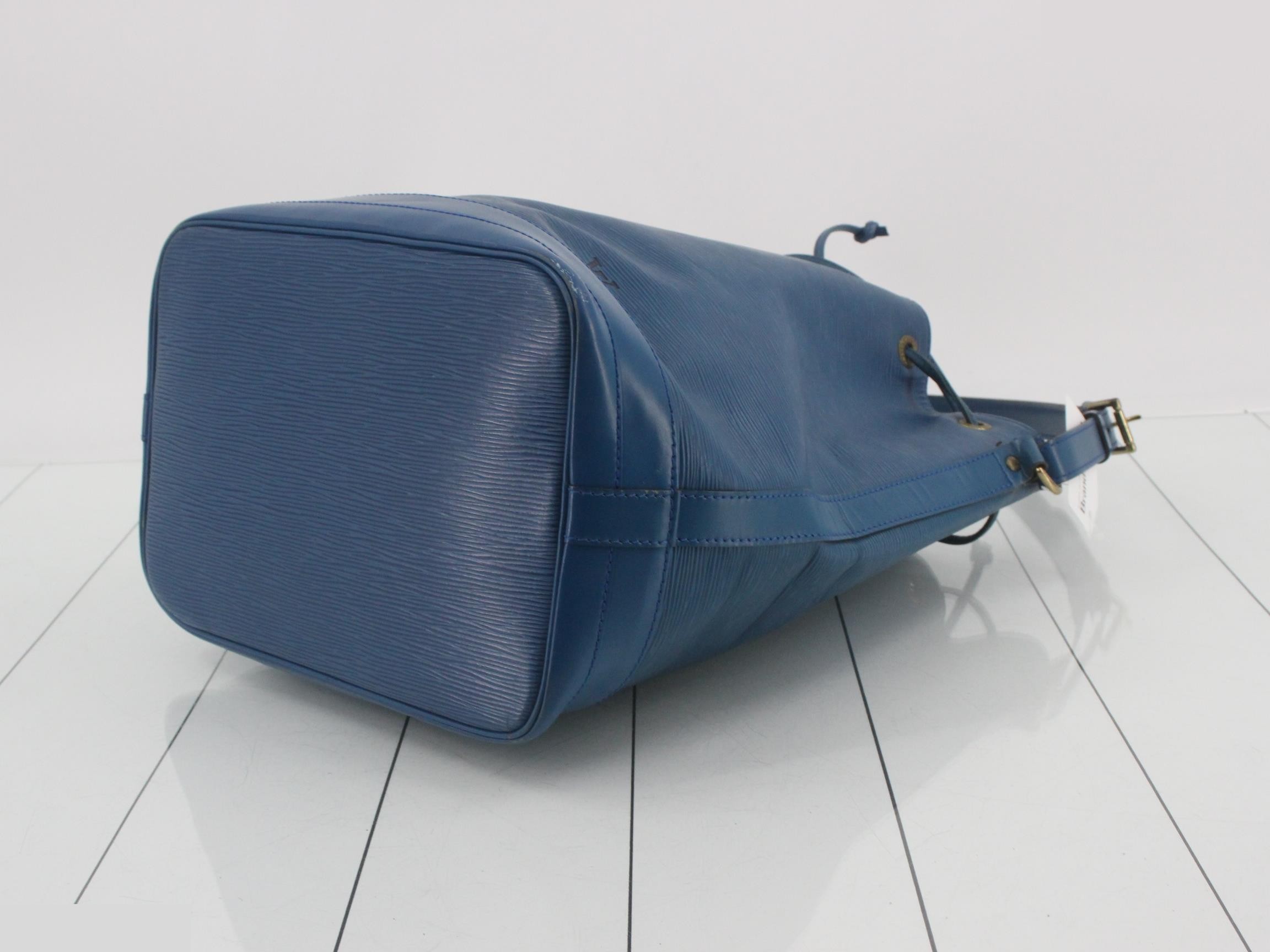 Noe Blue — view 6
