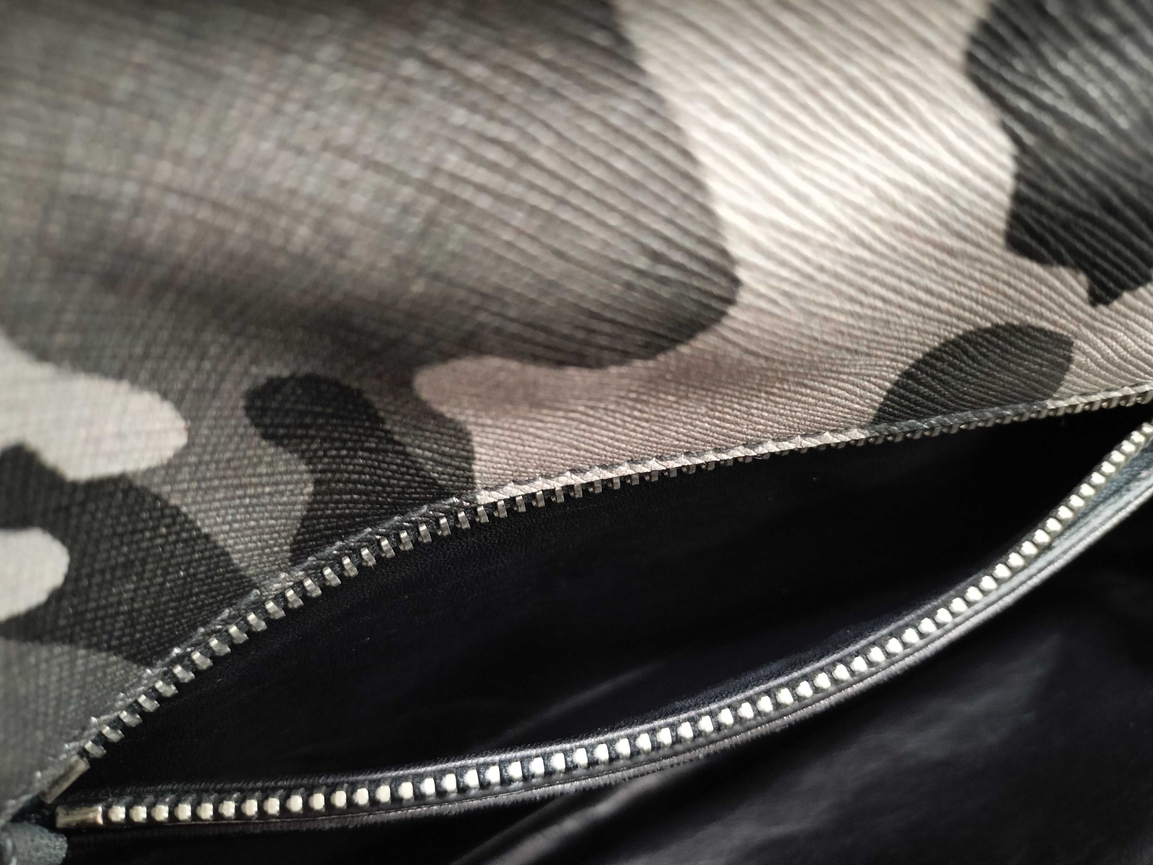 One-Shoulder Bag Key 2 Clochette Prada Shoulder Bag — view 11