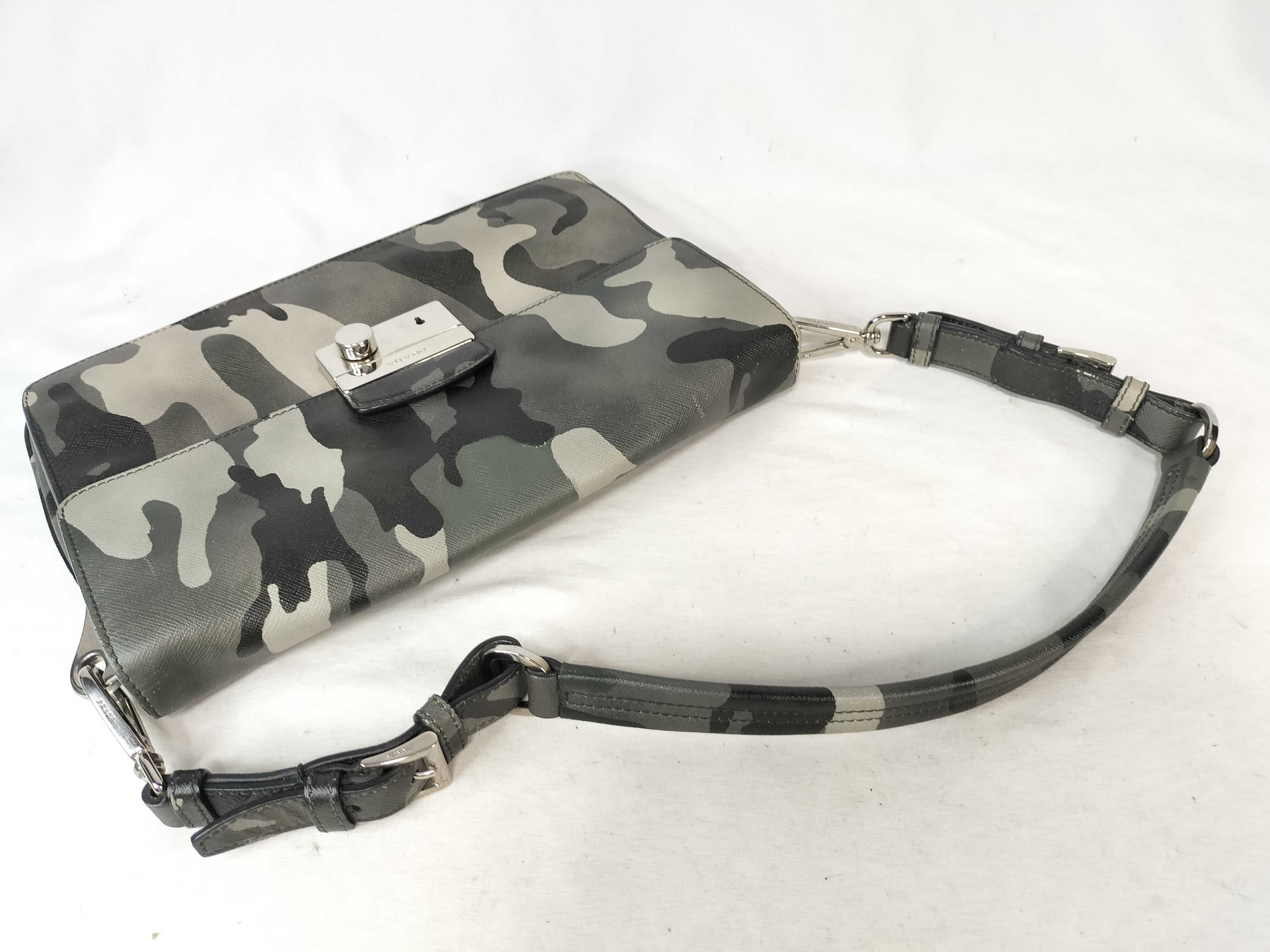One-Shoulder Bag Key 2 Clochette Prada Shoulder Bag — view 3