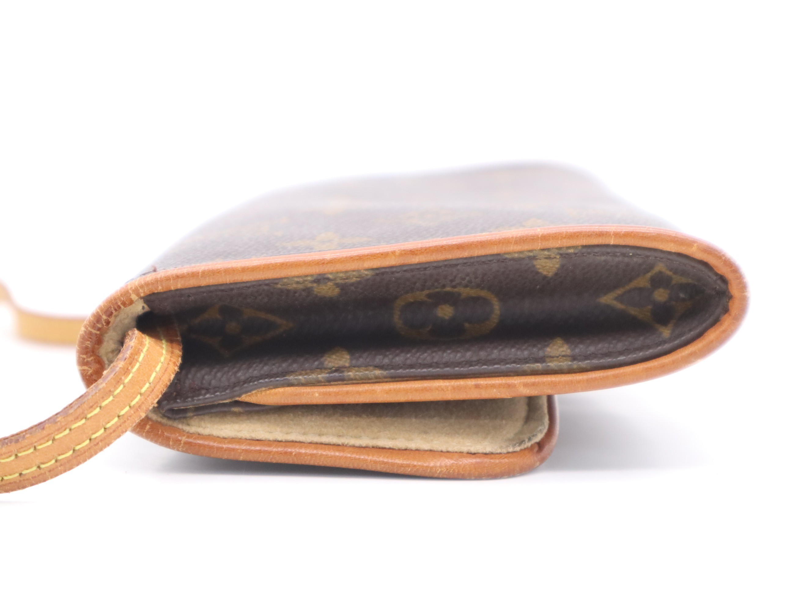 Pochette Twin GM with shoulder strap — view 3