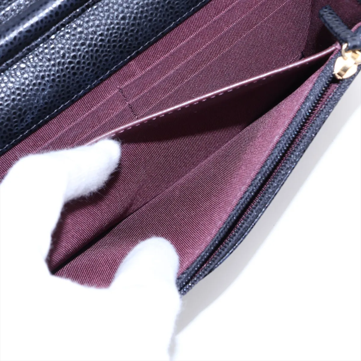 Matelassé Caviar Skin Chain Wallet, Black with Gold Hardware, 26778469, Serial Number 26-250 — view 7