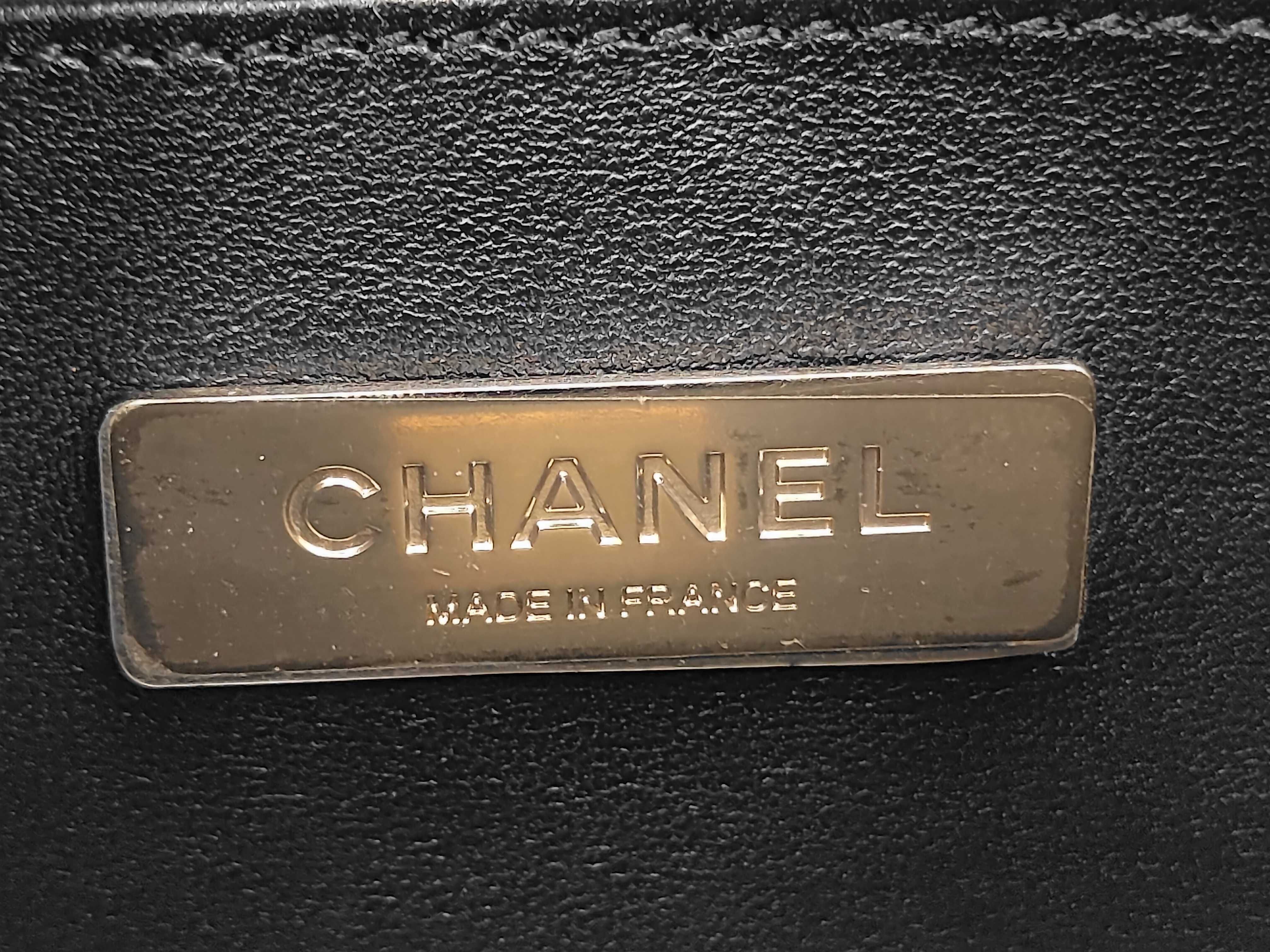 CC Filigree Small Vanity Case Shoulder Bag AS3344 Black Gold Hardware Calfskin Women's Shoulder Bag — view 11