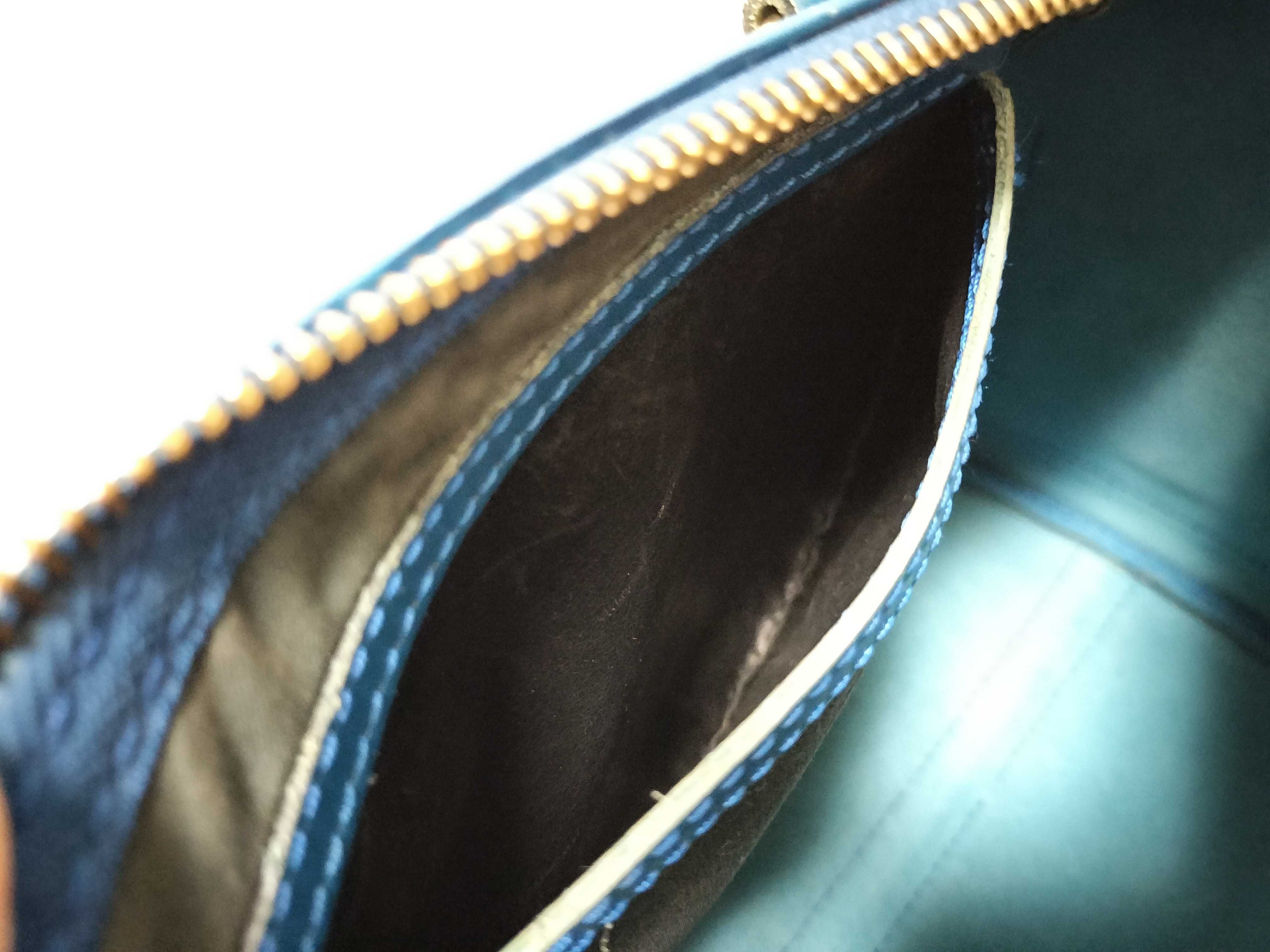 Epi Speedy 25 Handbag with Key and Padlock — view 11