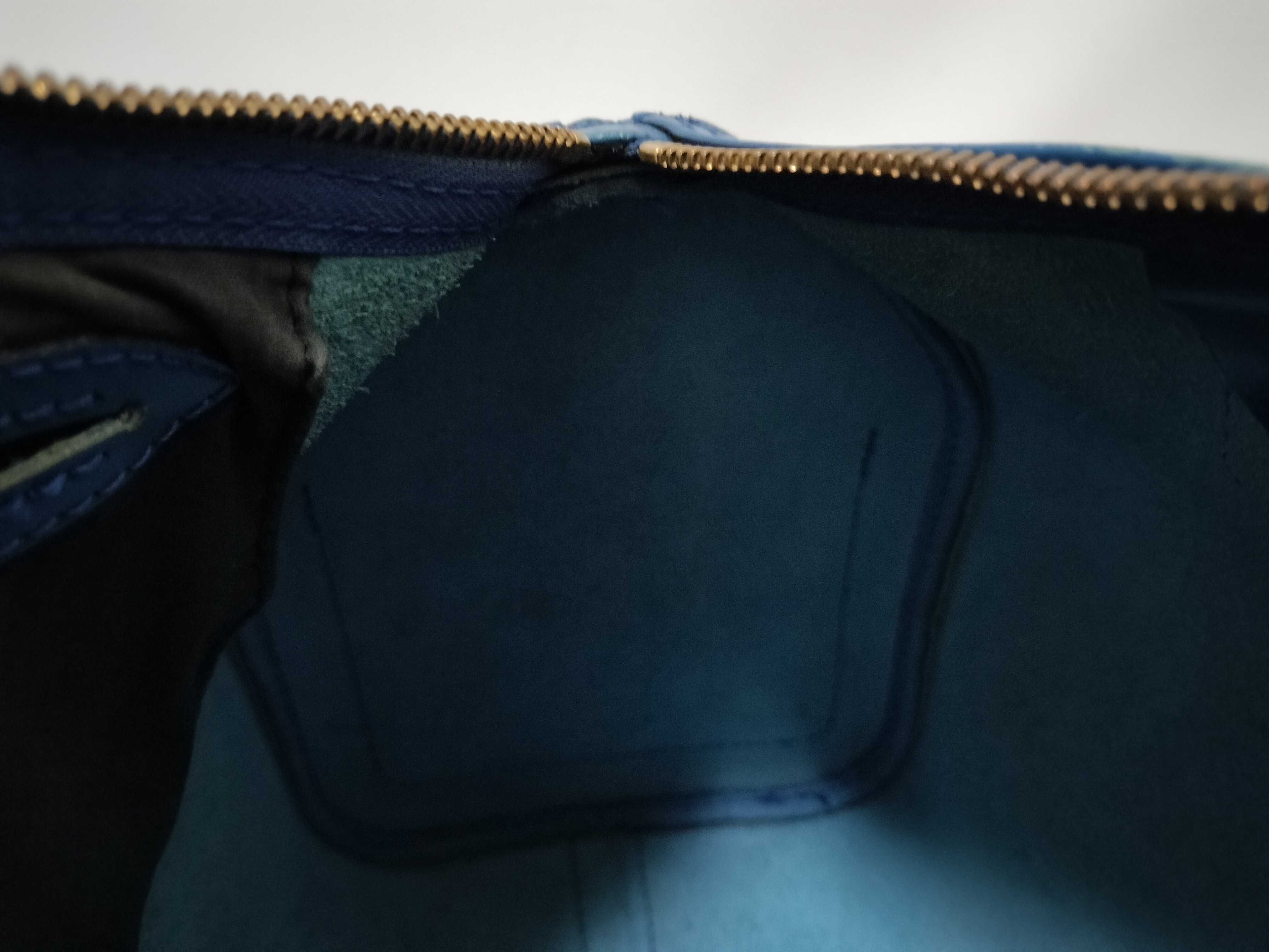 Epi Speedy 25 Handbag with Key and Padlock — view 9