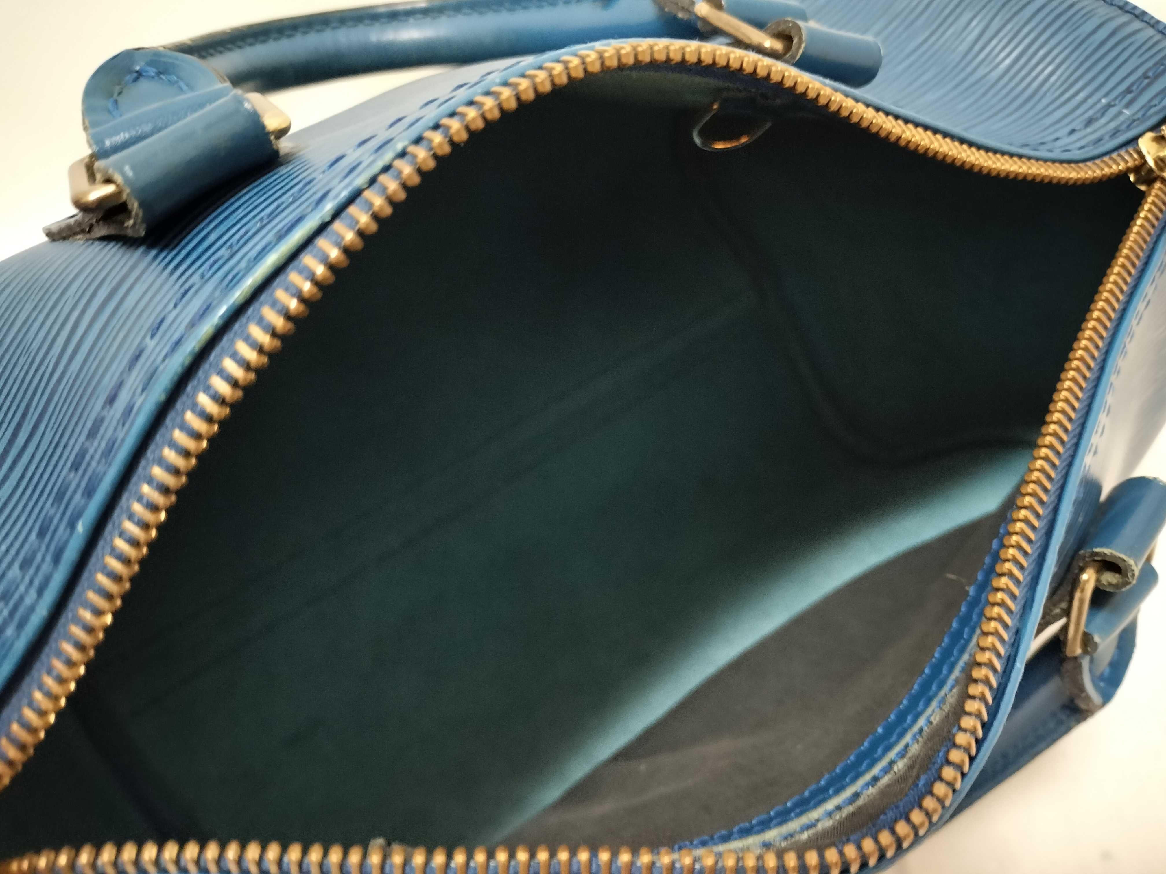 Epi Speedy 25 Handbag with Key and Padlock — view 10