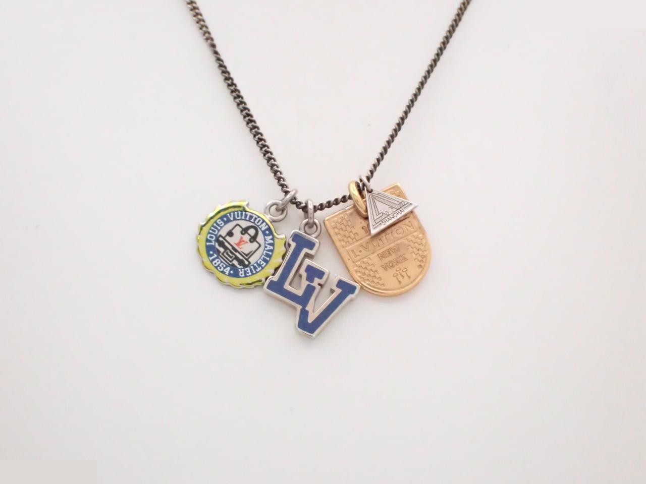 Monogram necklace, neck circumference approximately 57cm