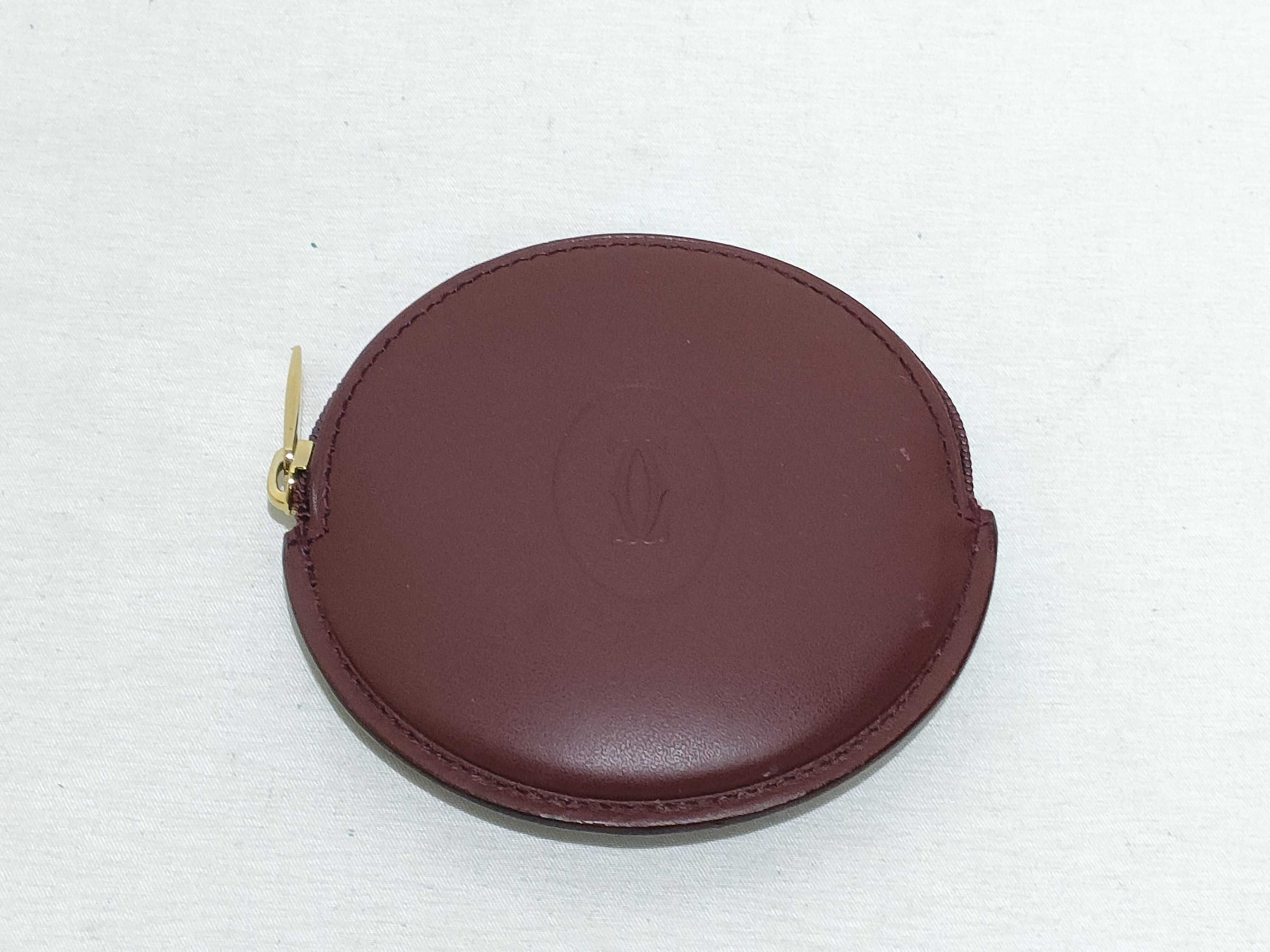 Must Line Coin Case
