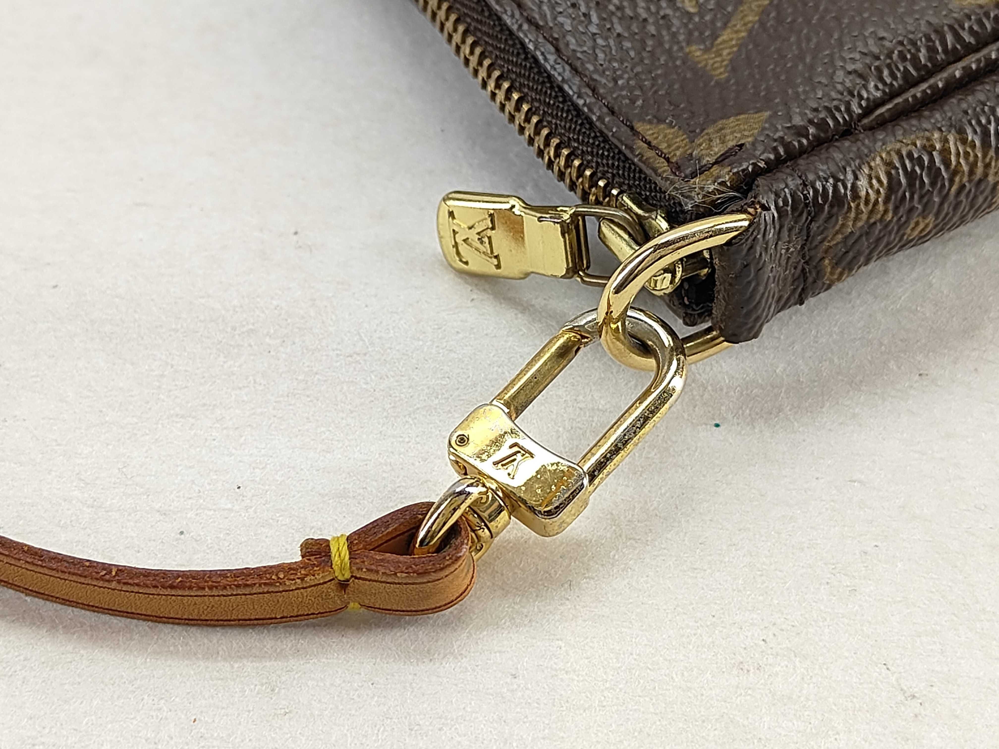 Monogram Pochette Accessoires M51980 VI0010 Brown Pouch — view 6