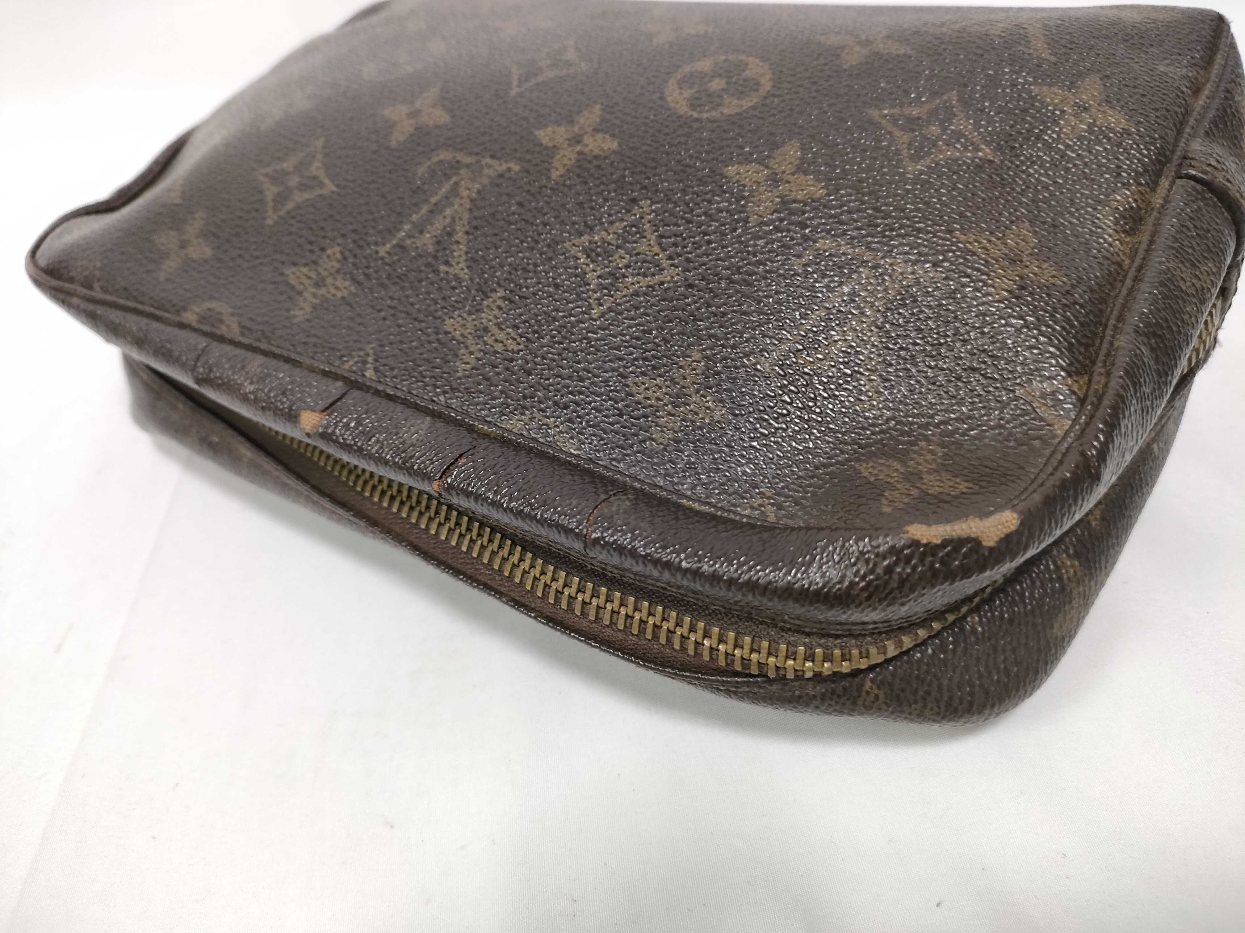 Monogram Louis Vuitton Monogram Trousses Toilette 23 M47524 Pouch — view 7