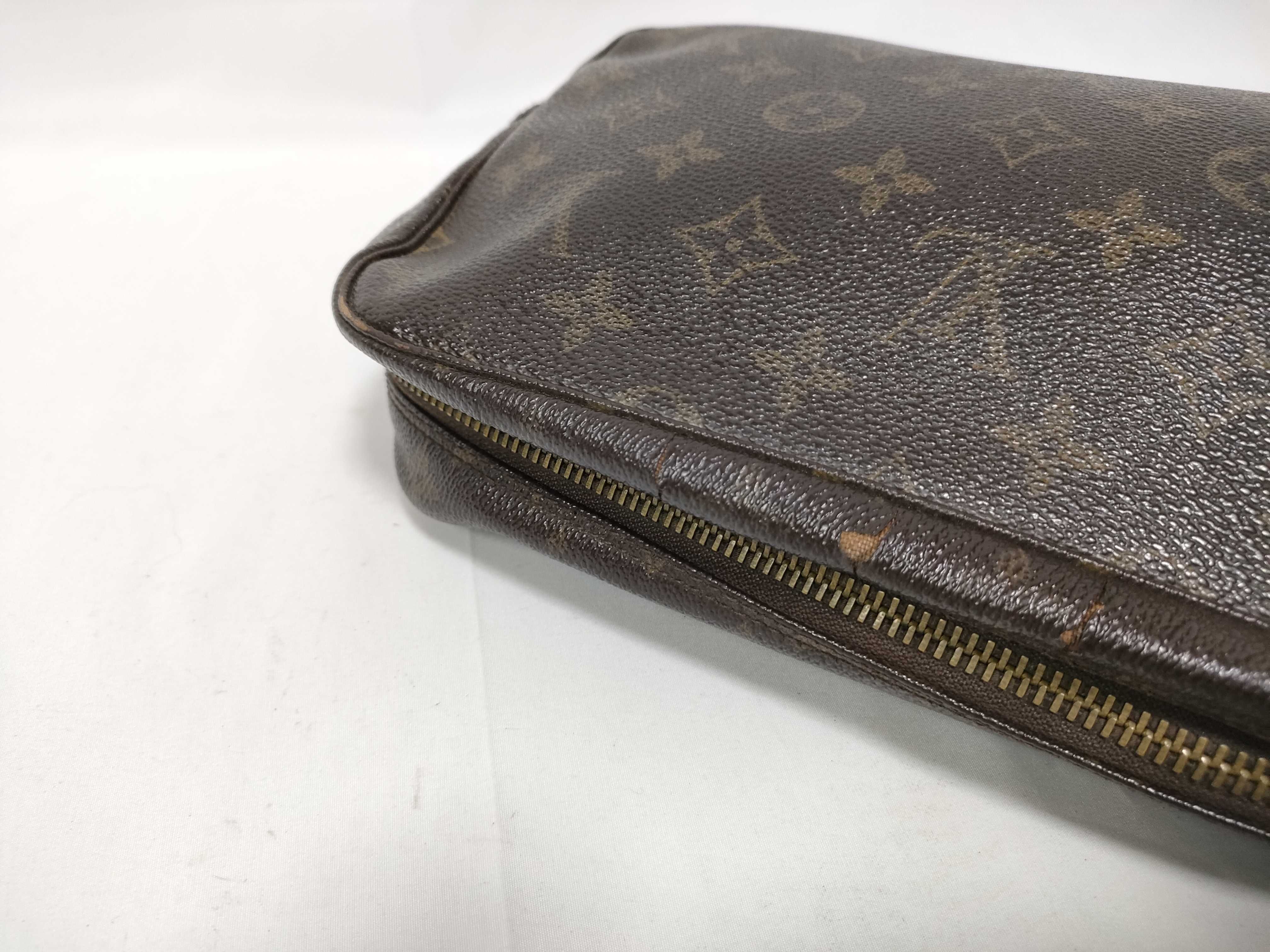 Monogram Louis Vuitton Monogram Trousses Toilette 23 M47524 Pouch — view 8
